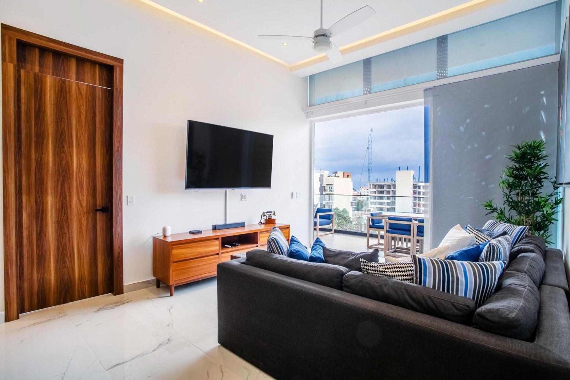 2br Penthouse Luxury At D'esire