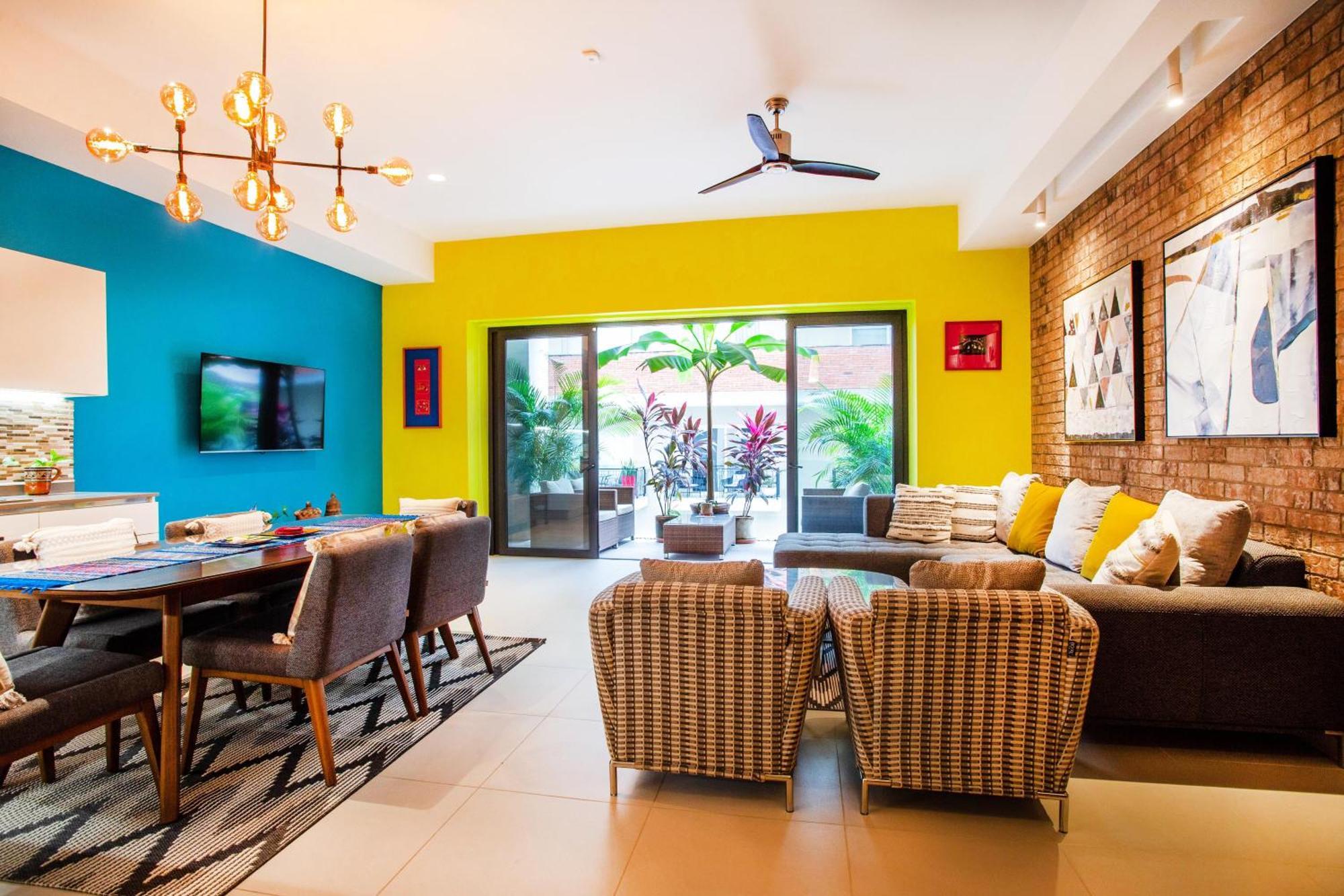 Colorful & Modern In Old Town, Pool, Gym * Puerto Vallarta