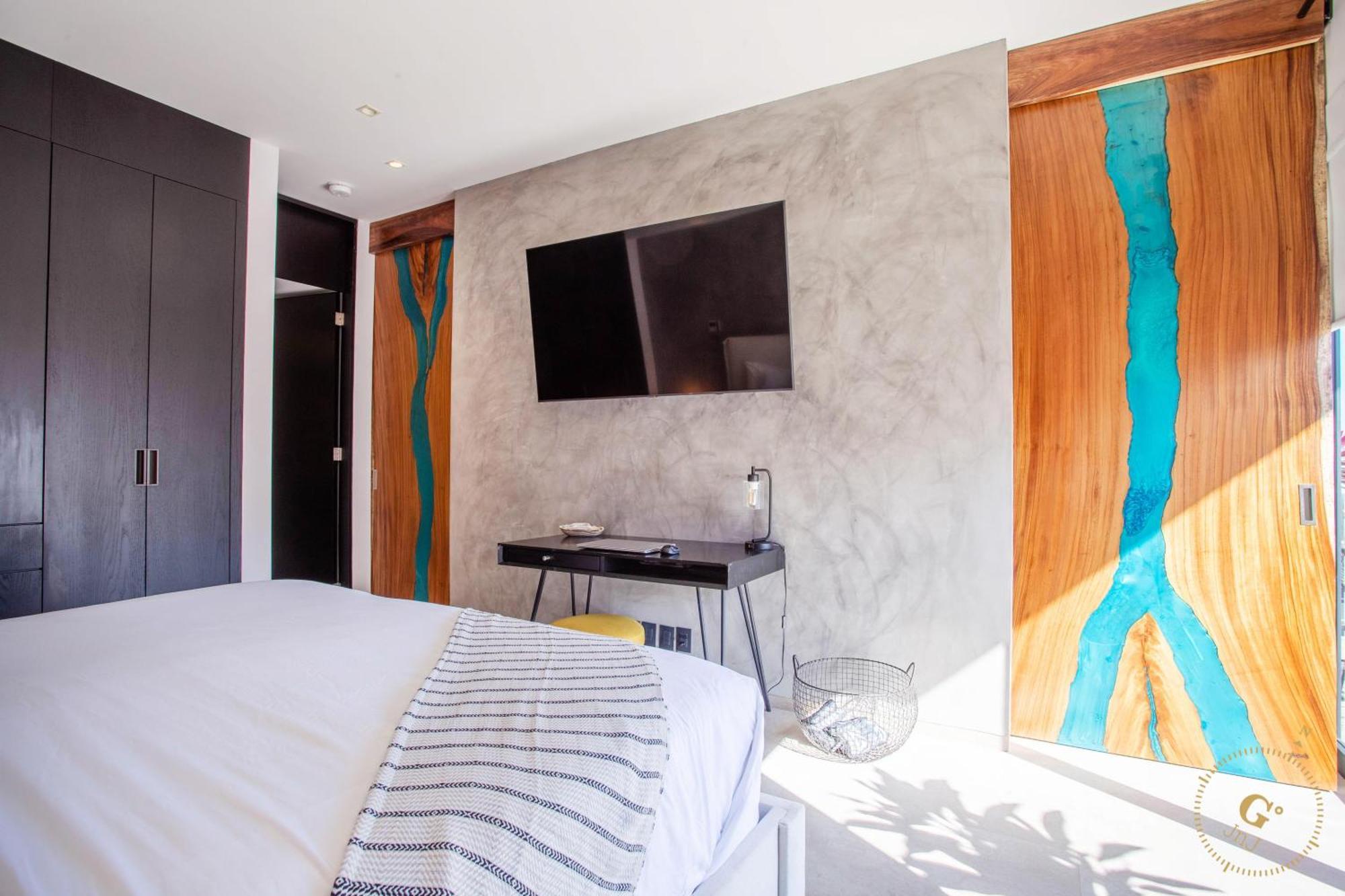 1 Bedroom Romantic Zone, Rooftop Pool & Parking *