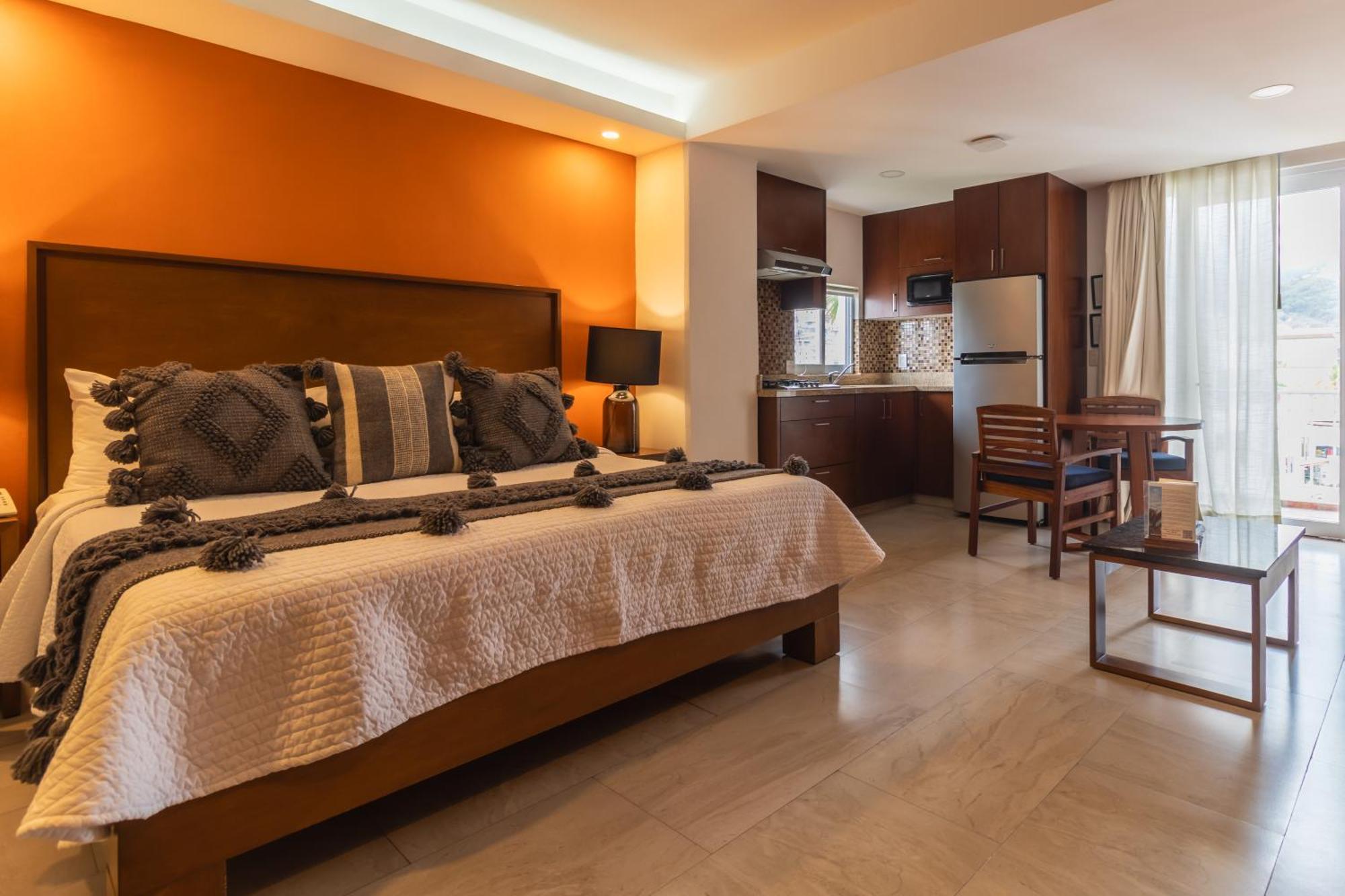 Hotel The Paramar Beachfront Boutique With Breakfast Included - Downtown Malecon 4*