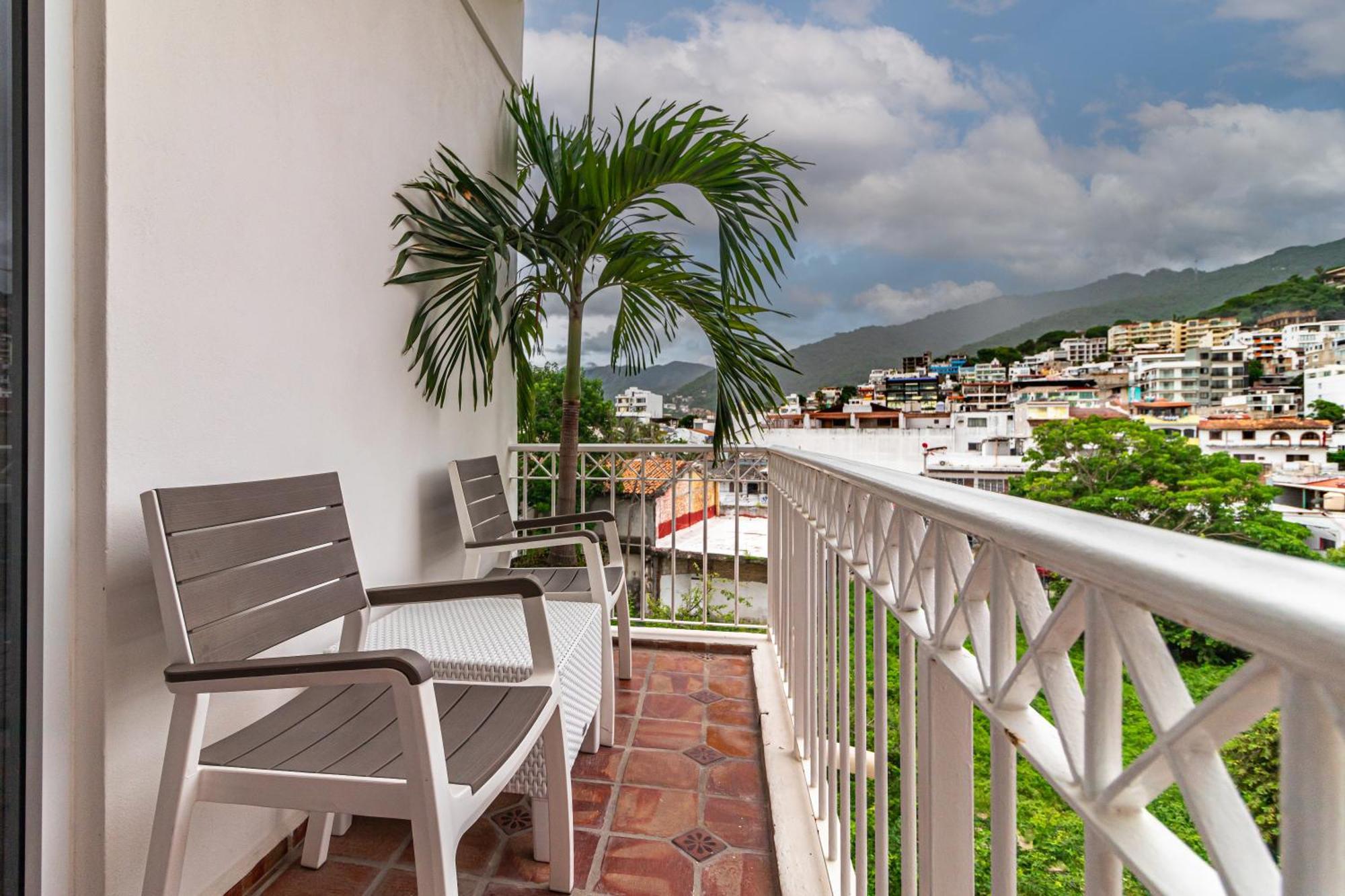 The Paramar Beachfront Boutique With Breakfast Included - Downtown Malecon 4* Puerto Vallarta