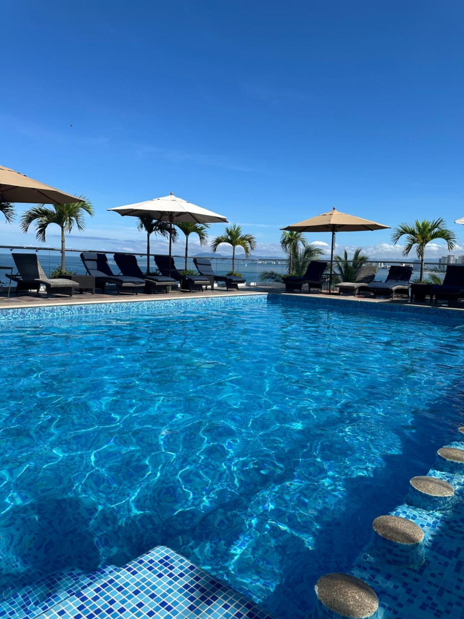 Hotel The Paramar Beachfront Boutique With Breakfast Included - Downtown Malecon