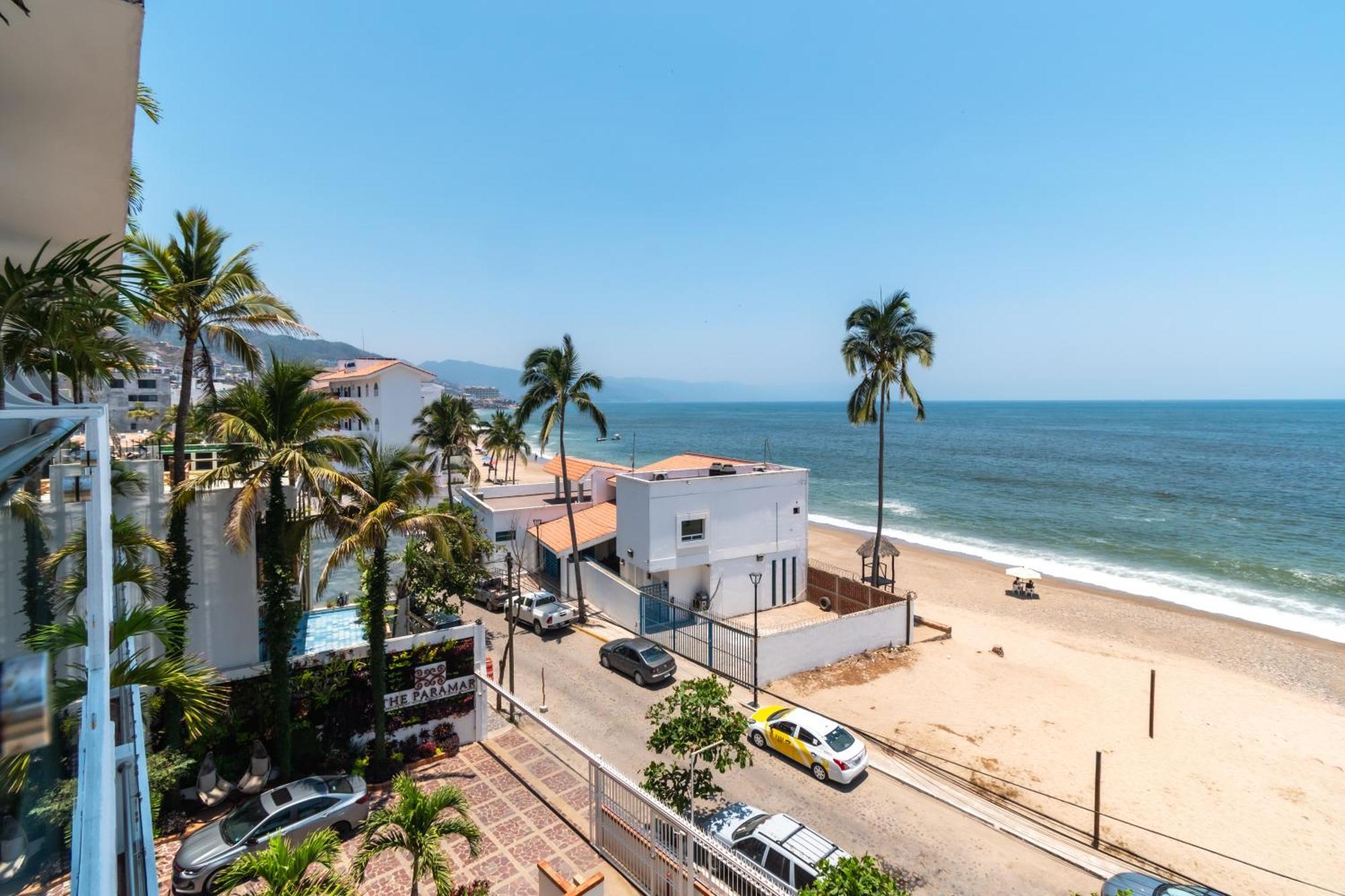 The Paramar Beachfront Boutique With Breakfast Included - Downtown Malecon Hotel 4*