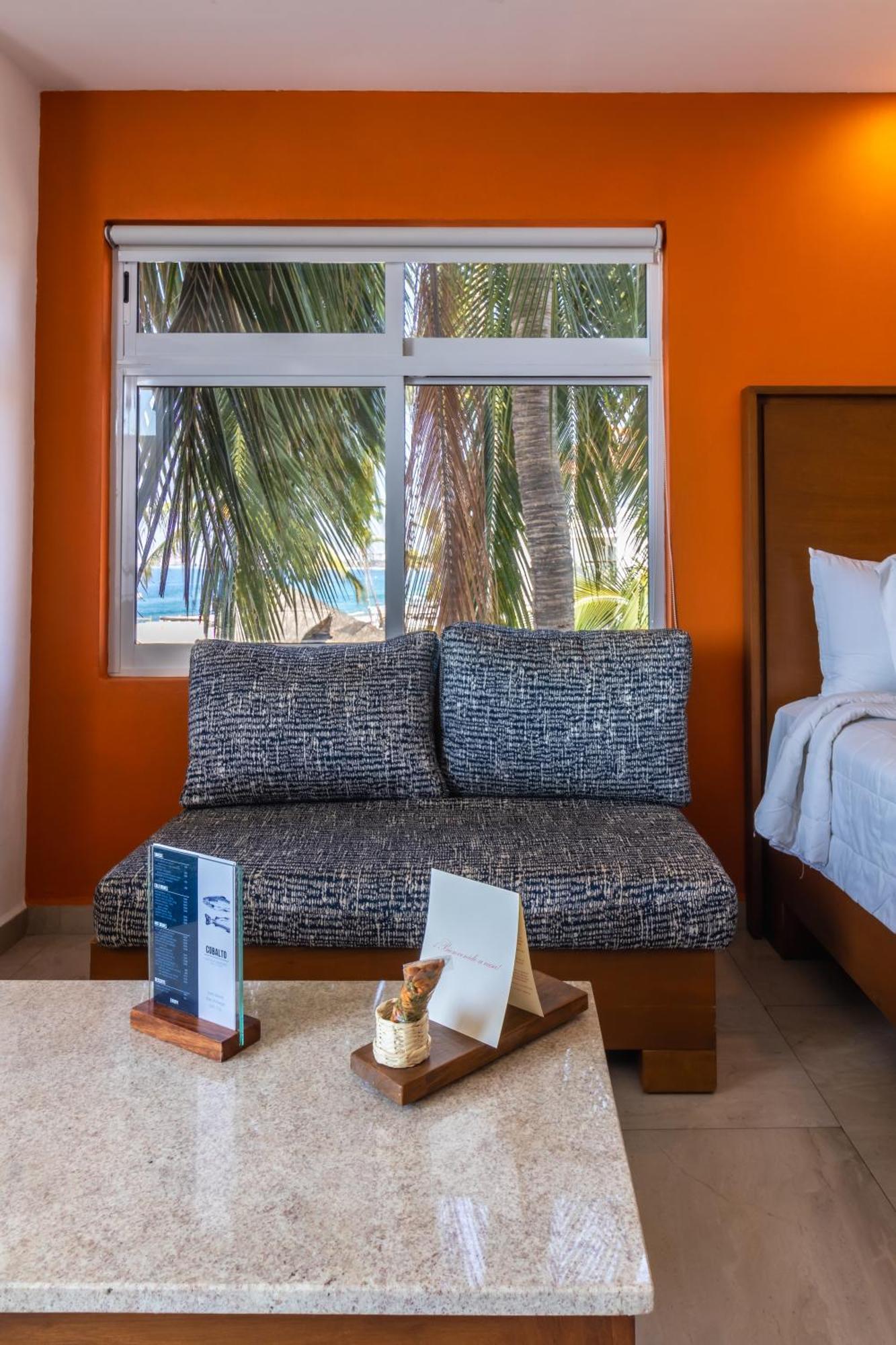 The Paramar Beachfront Boutique With Breakfast Included - Downtown Malecon Hotel