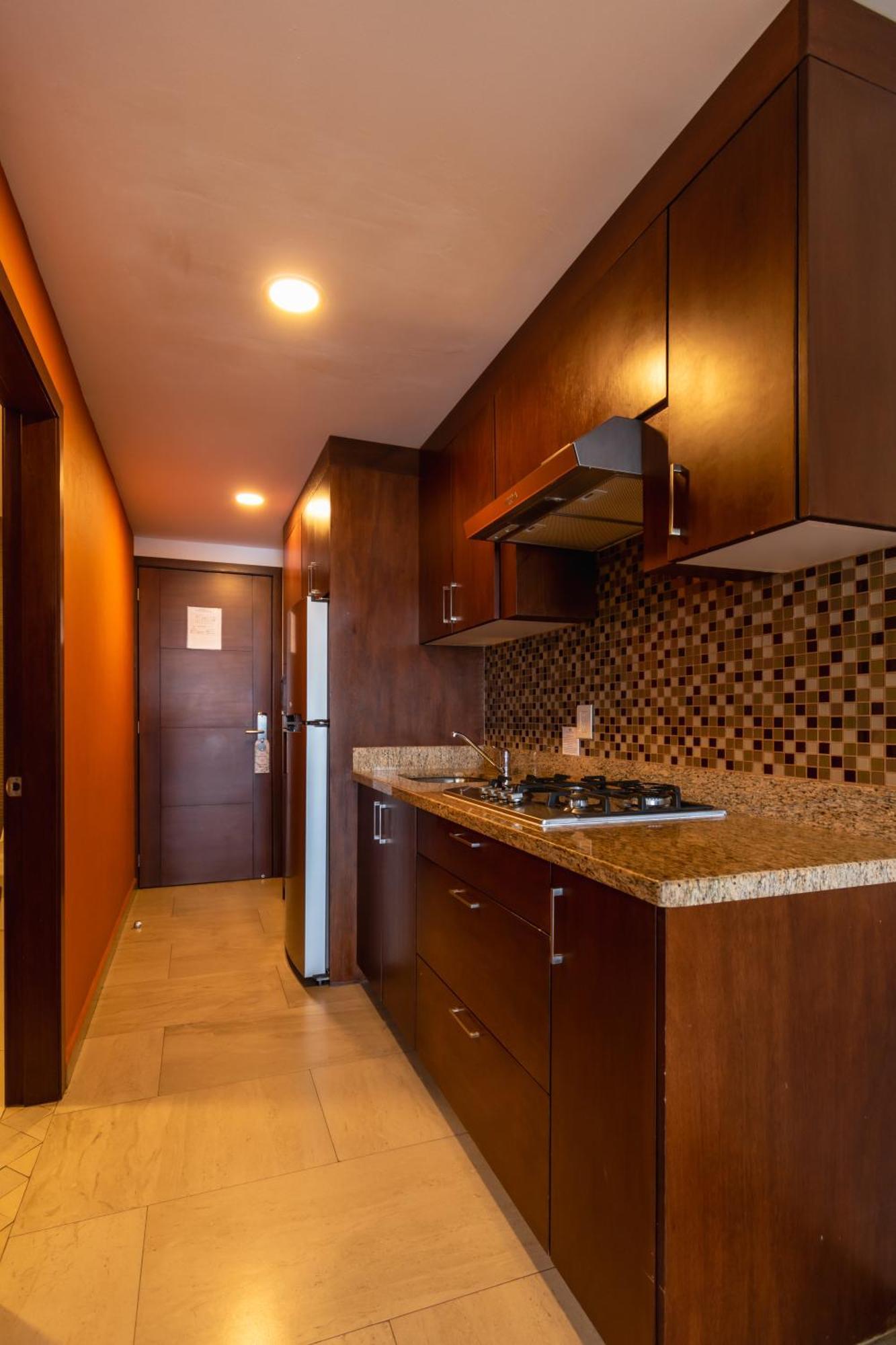 The Paramar Beachfront Boutique With Breakfast Included - Downtown Malecon Hotel Puerto Vallarta