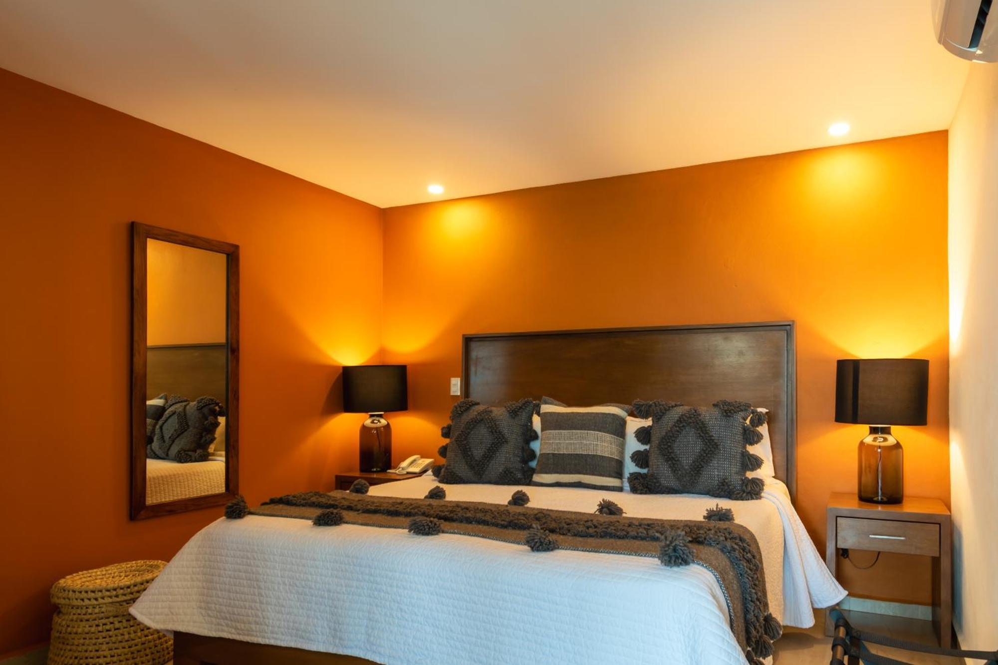The Paramar Beachfront Boutique With Breakfast Included - Downtown Malecon Puerto Vallarta