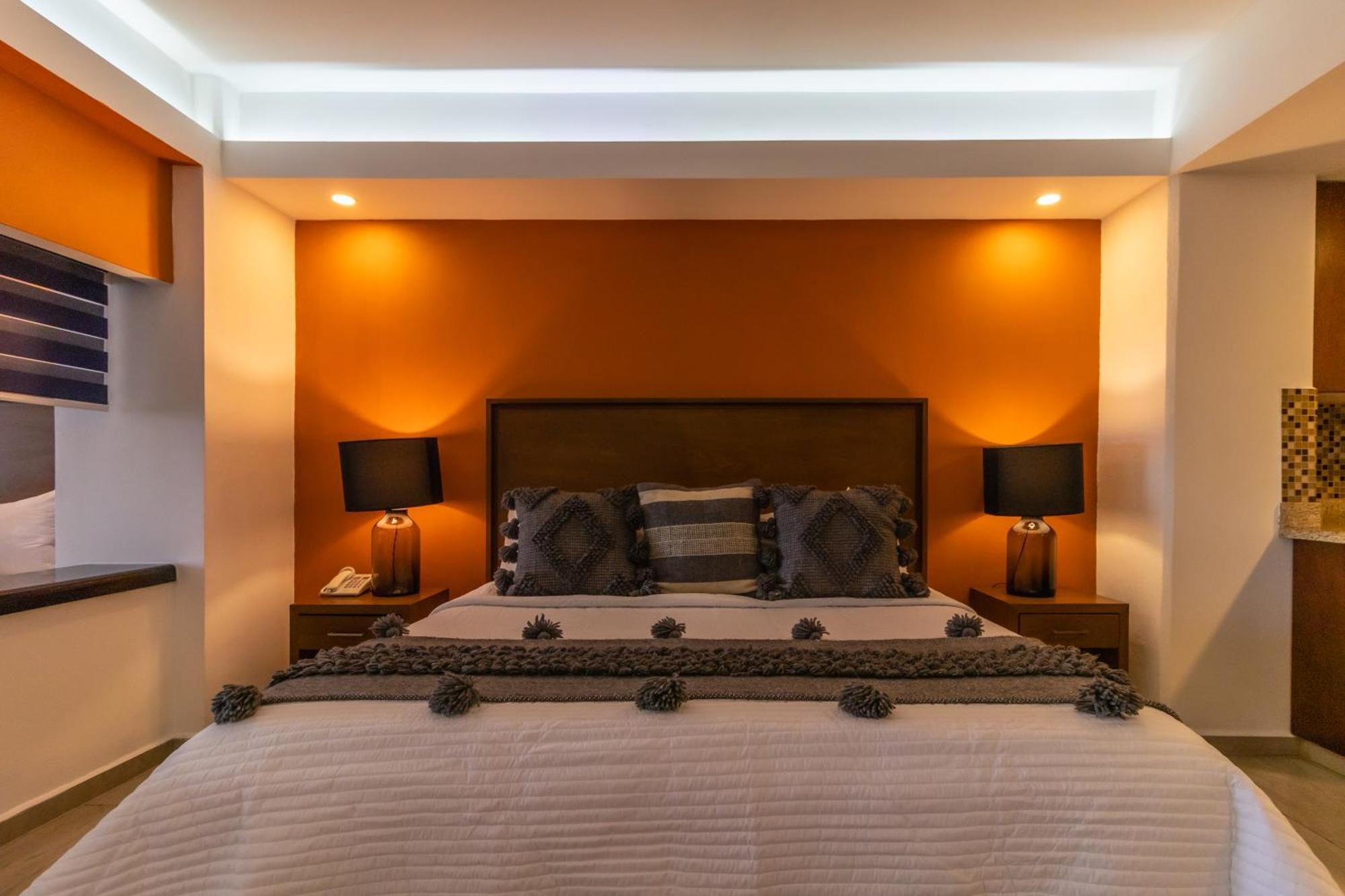 The Paramar Beachfront Boutique With Breakfast Included - Downtown Malecon 4* Puerto Vallarta