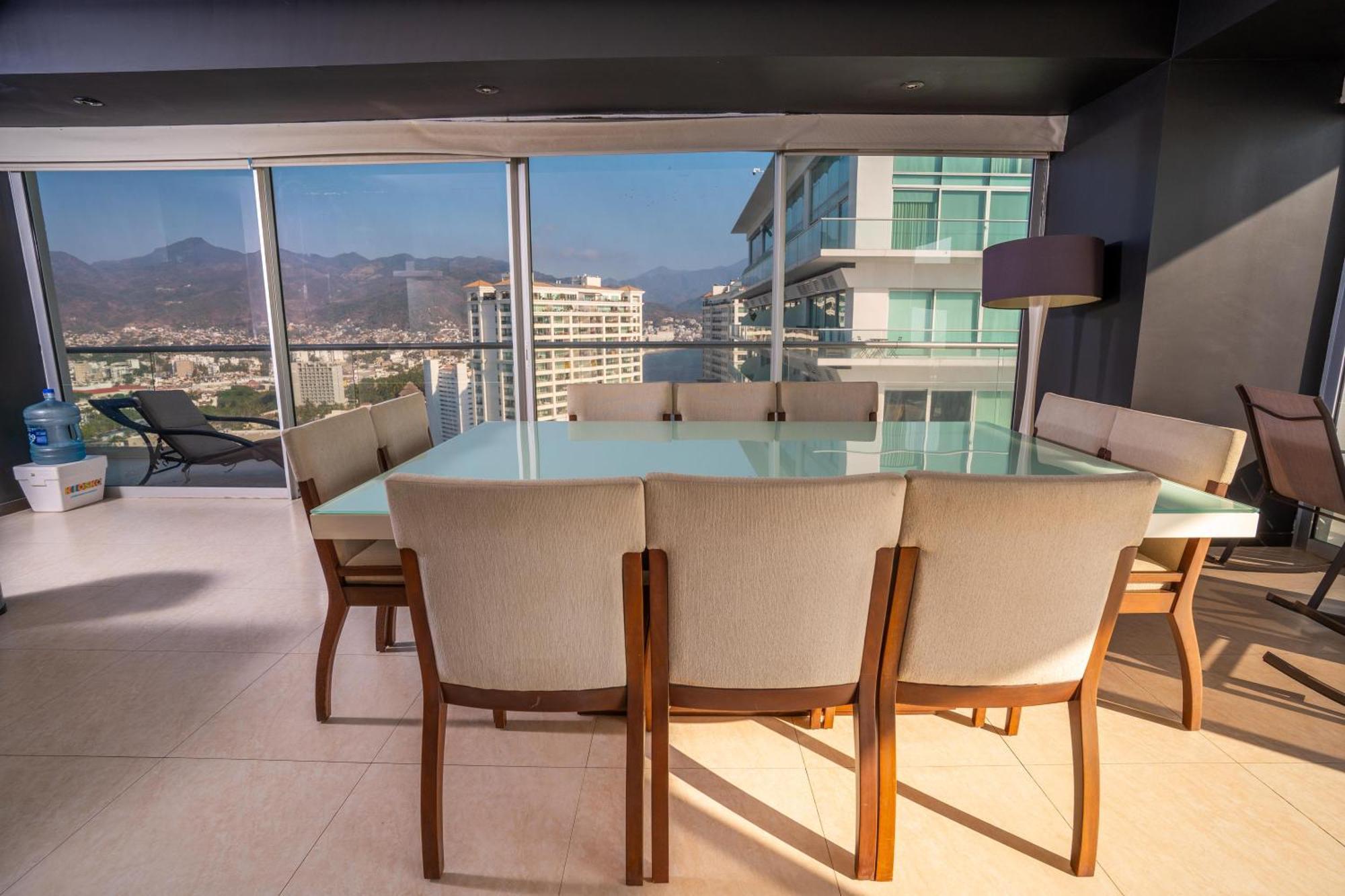 Peninsula Vallarta Apartment *