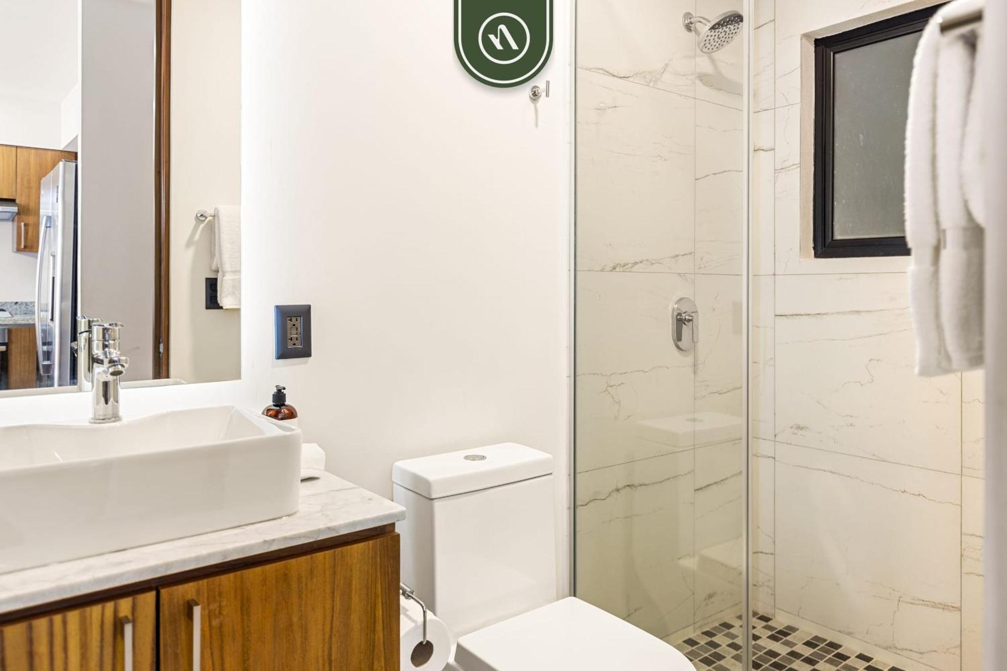 Apartment 2br In Romantic Zone - Rooftop Pool *