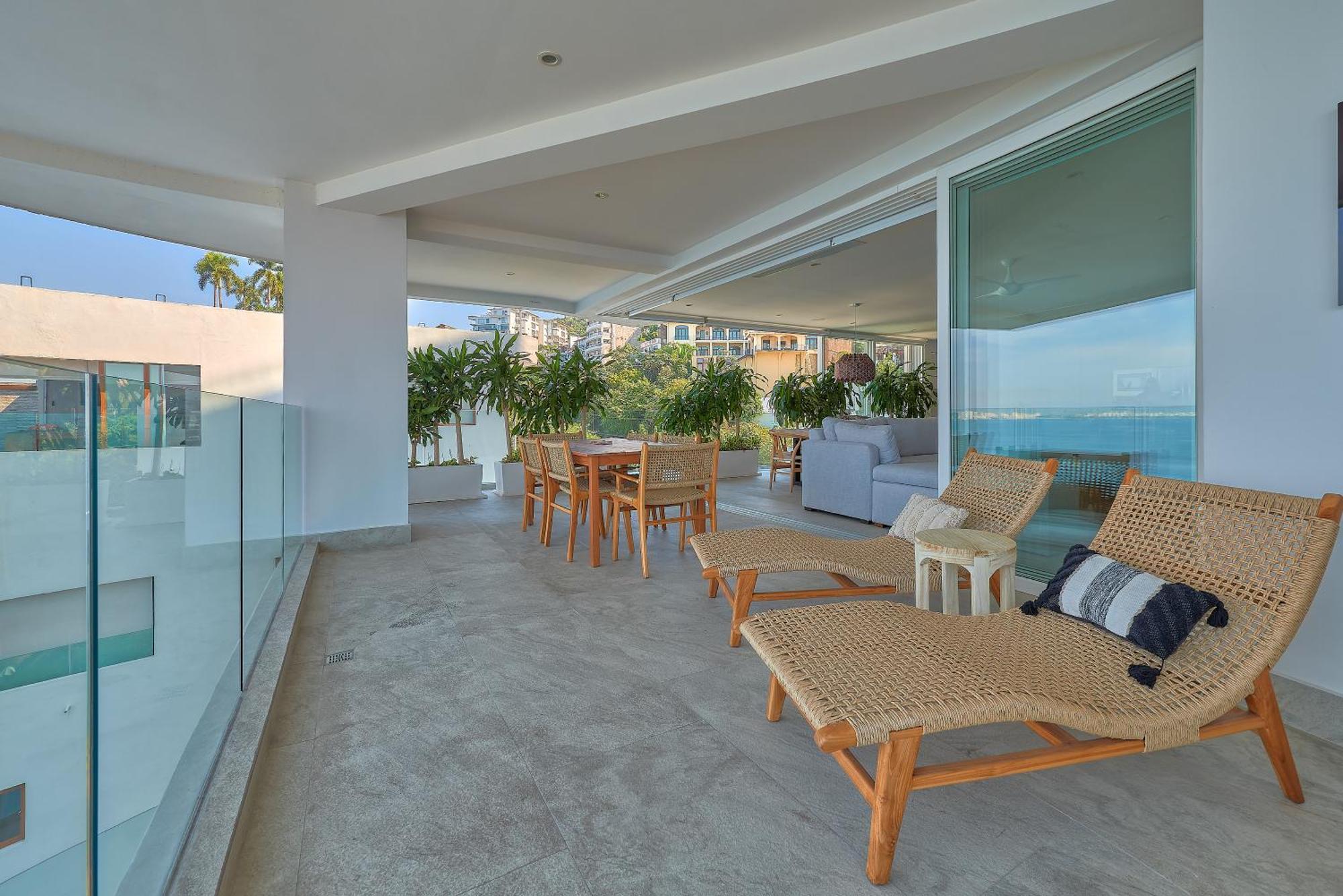 Hotel Maxwell Residences At Indah Puerto Vallarta