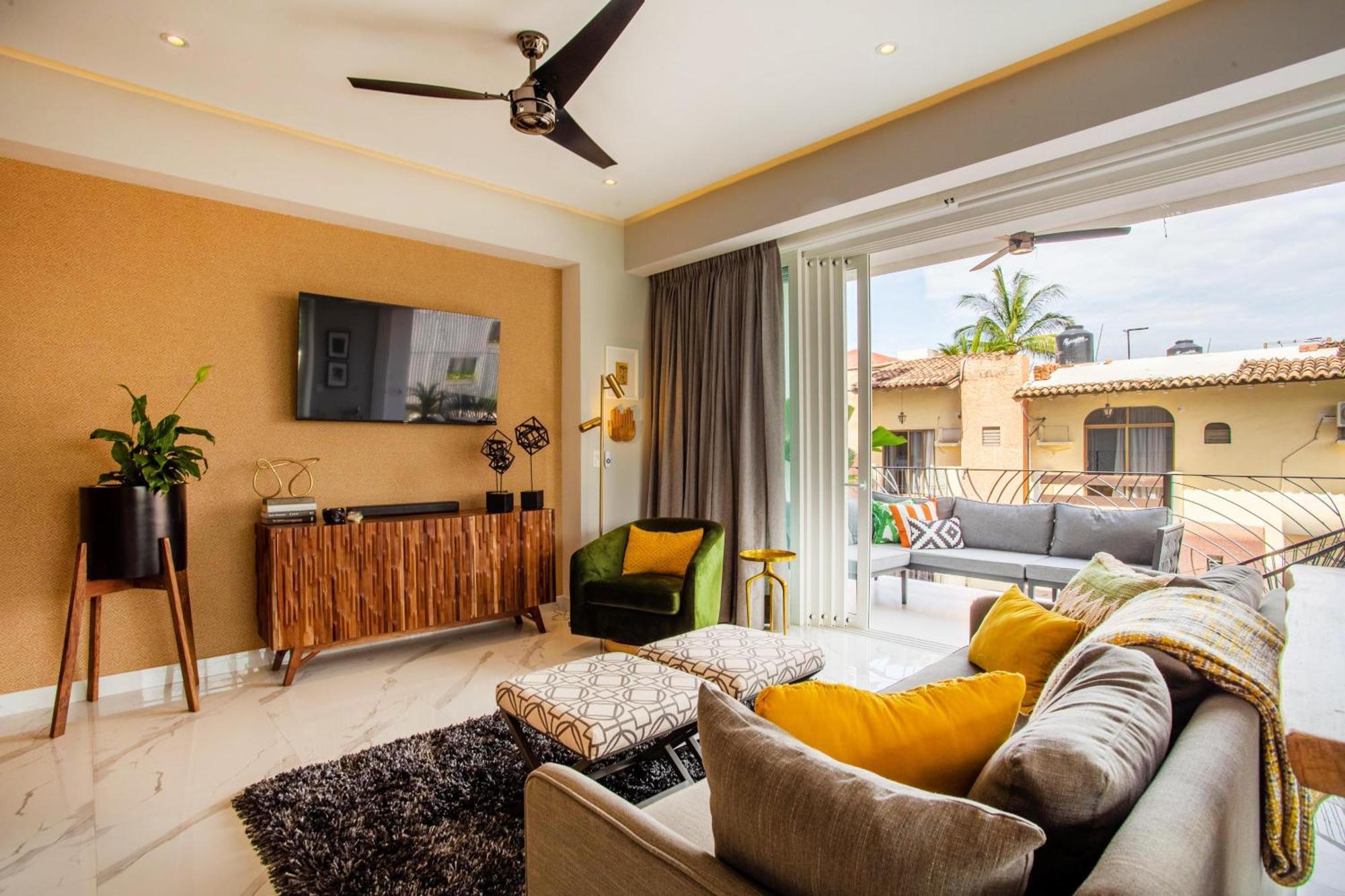 Holiday home Big Corner Balcony, Pool & Gym Puerto Vallarta