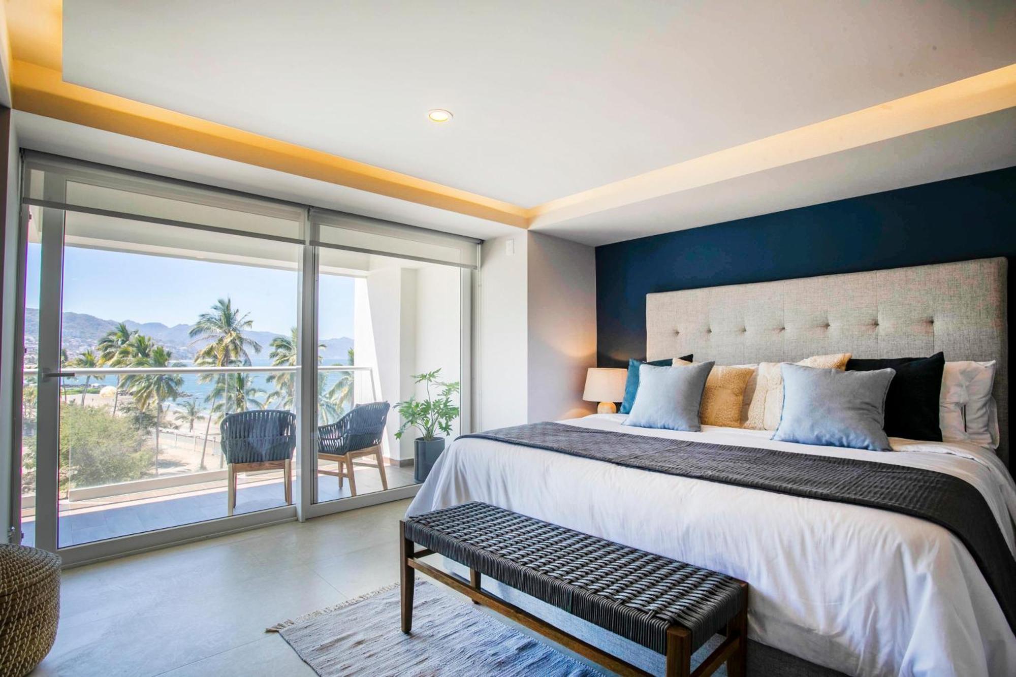 Upscale Corner Unit With Large Wrap Around Balcony And Pools Puerto Vallarta