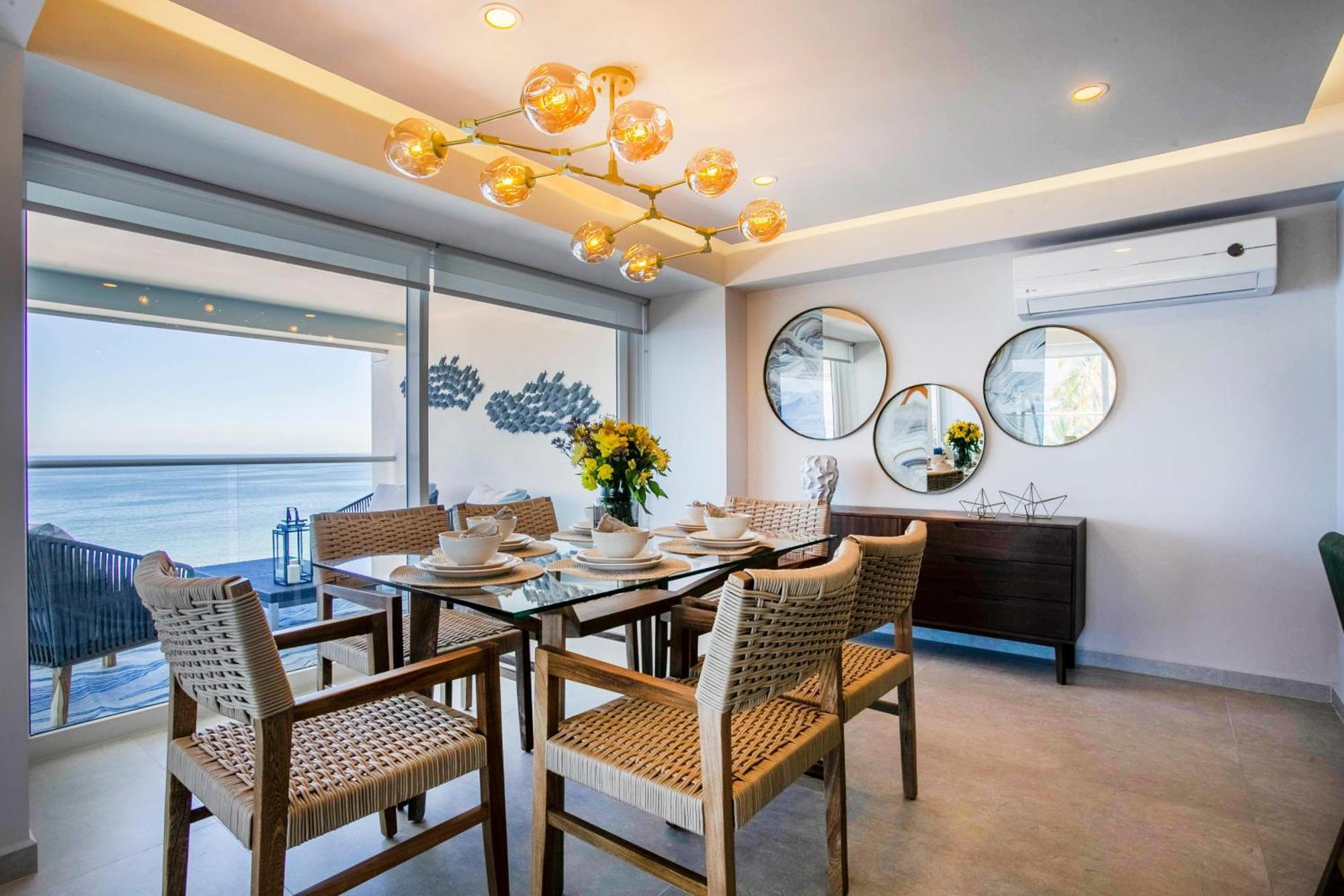 Holiday home Upscale Corner Unit With Large Wrap Around Balcony And Pools