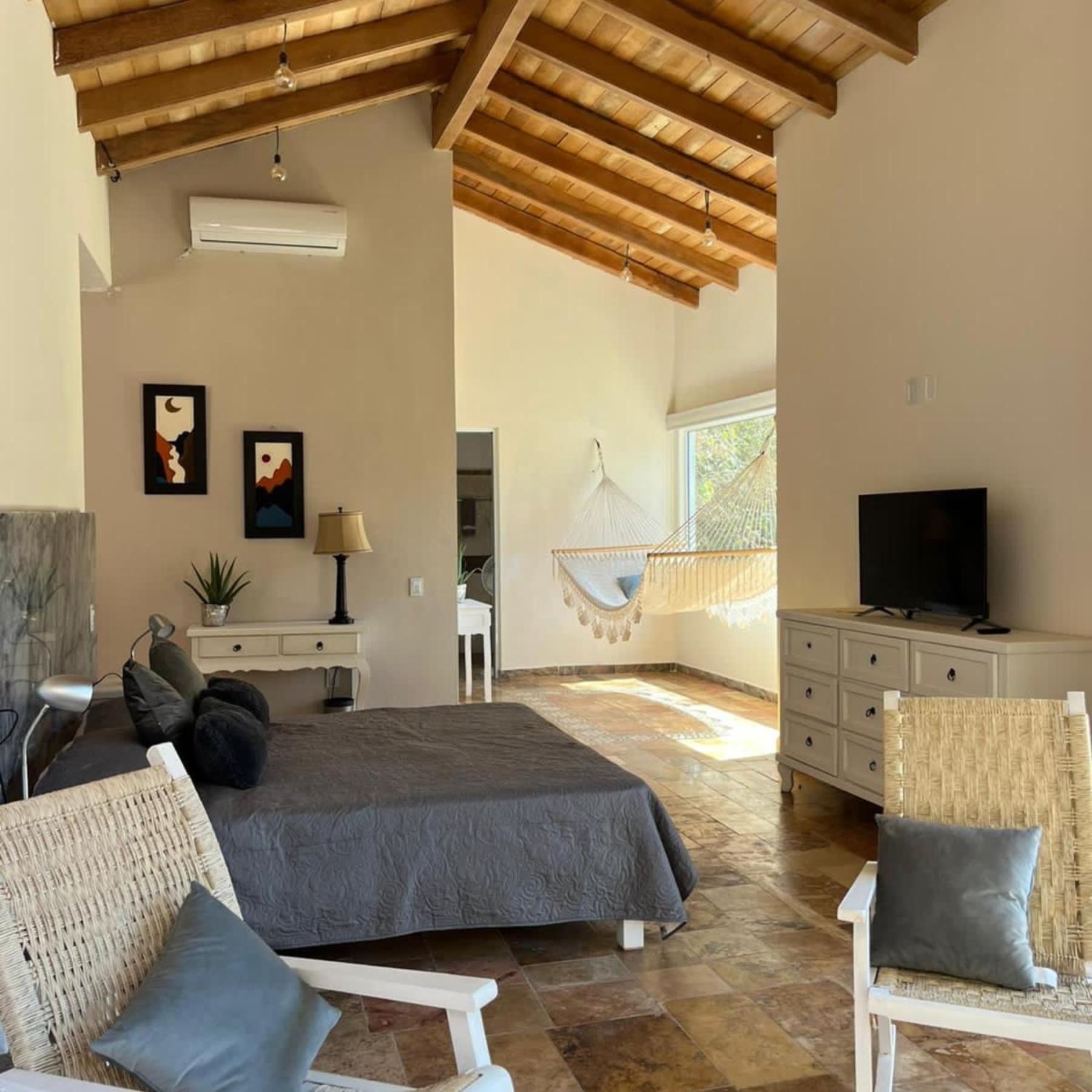 La Dulce Vista & - Sierra Madre Hotel
