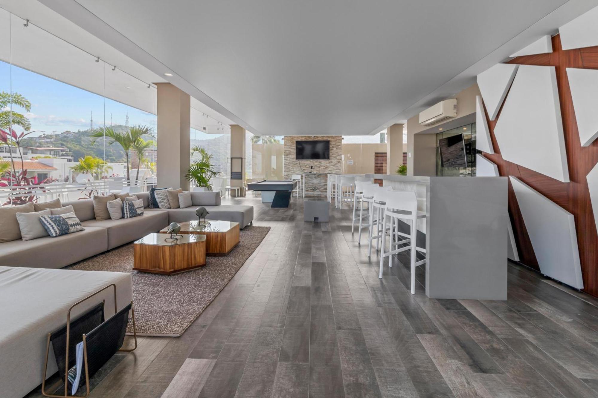 Relax In Style At Loft 268, Pool, Gym, Bbq * Puerto Vallarta