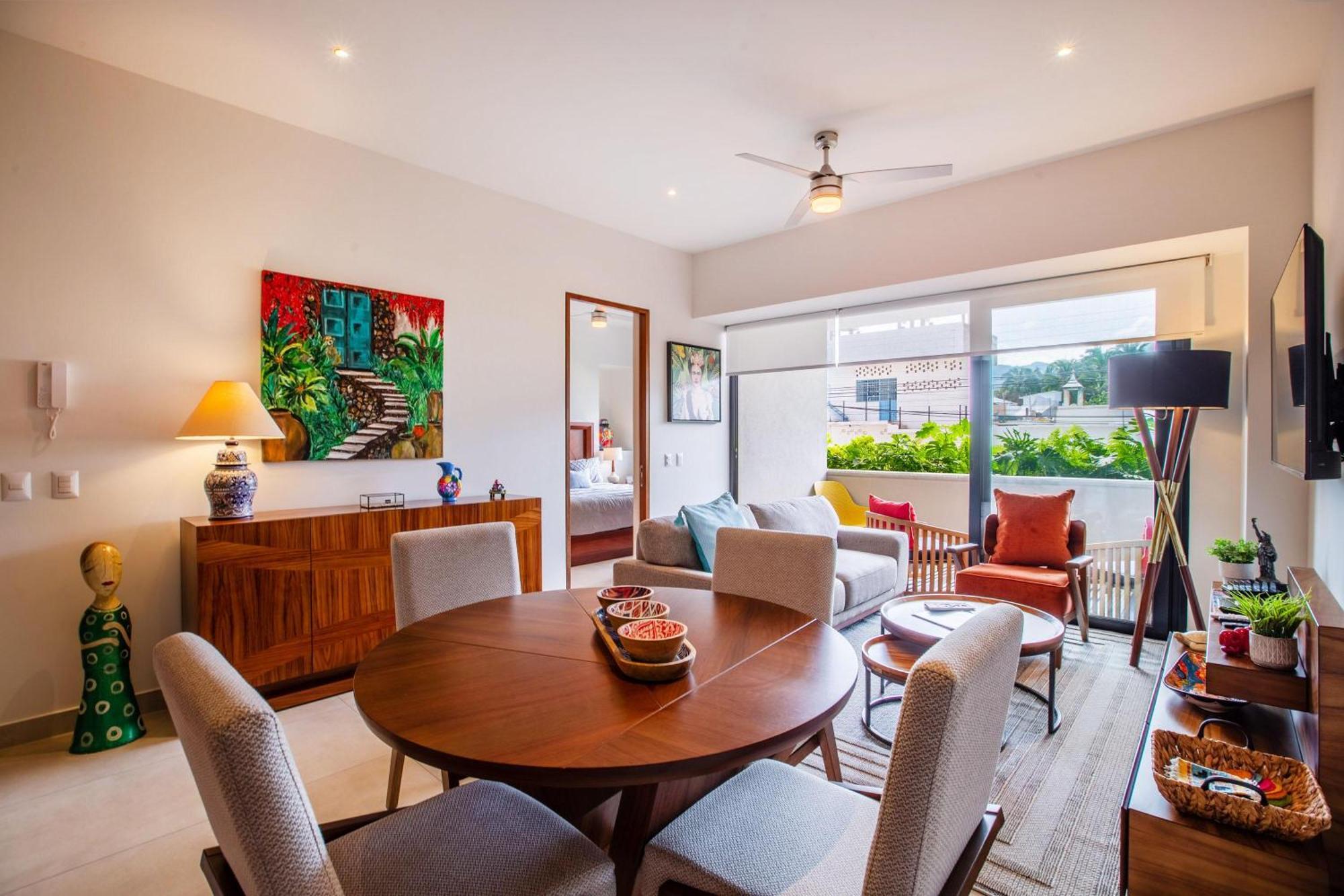 Sleek Versalles 2br Roma Encore Holiday home *