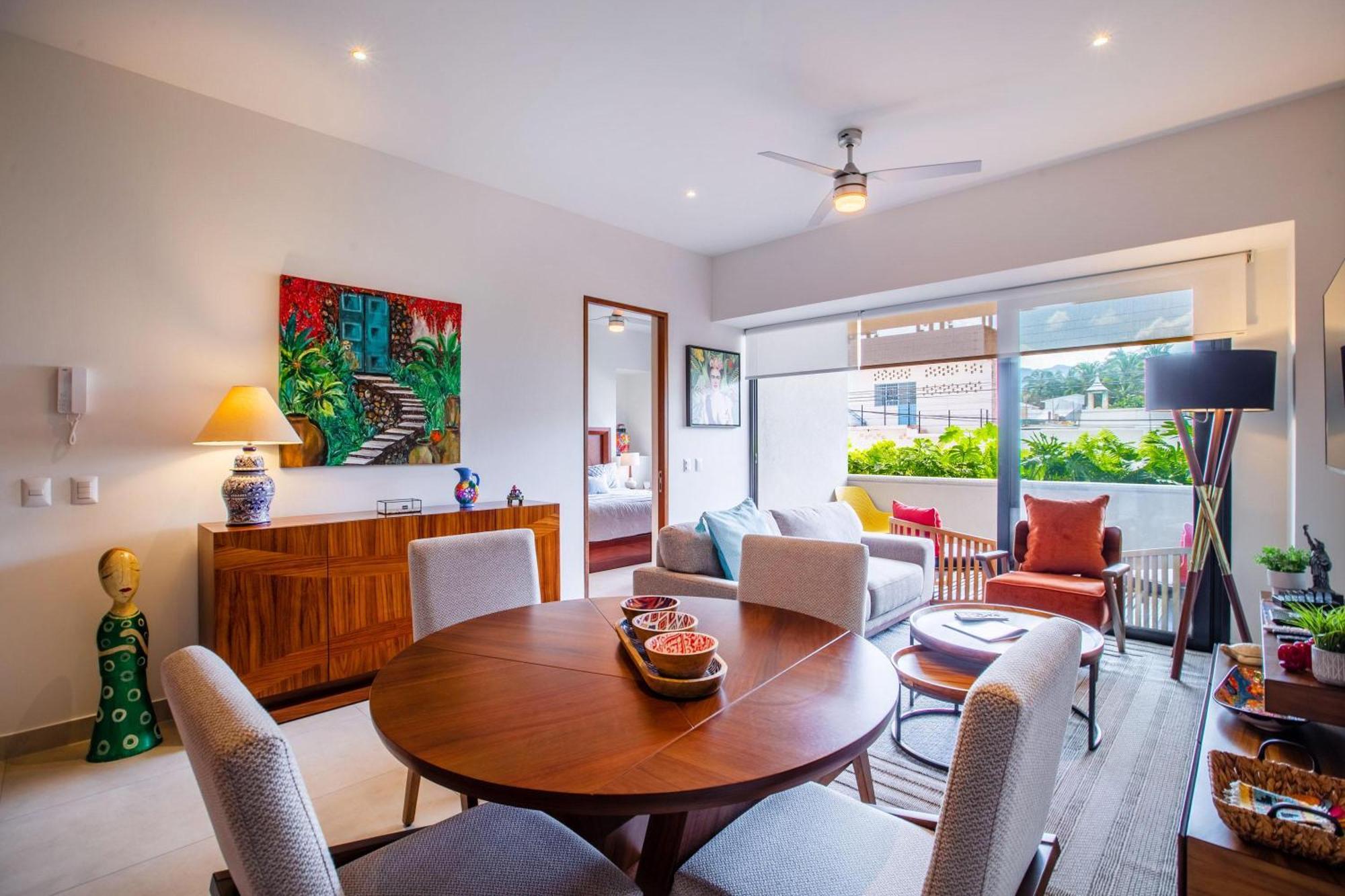 Sleek Versalles 2br Roma Encore Puerto Vallarta