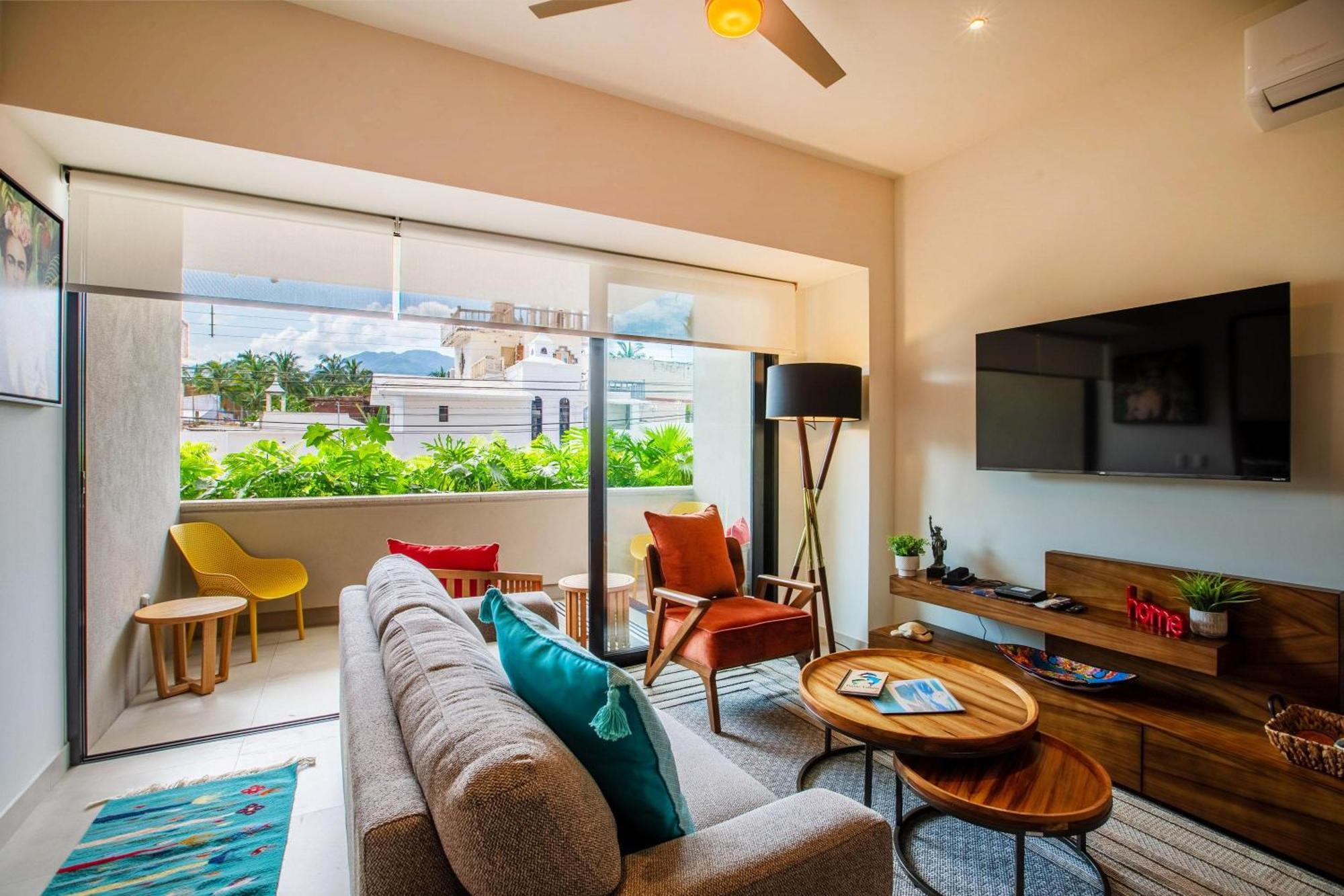 Sleek Versalles 2br Roma Encore