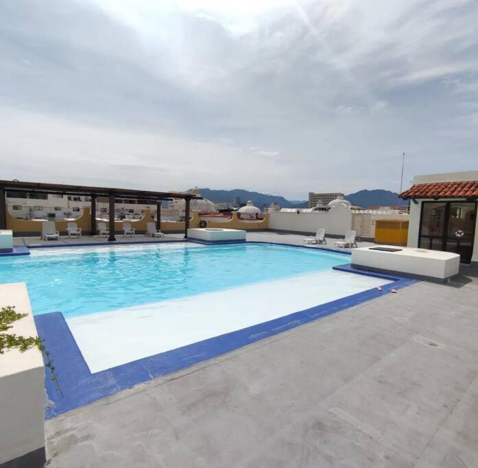 Estudio Plaza Marina Alberca Wifi Veloz Apartment *