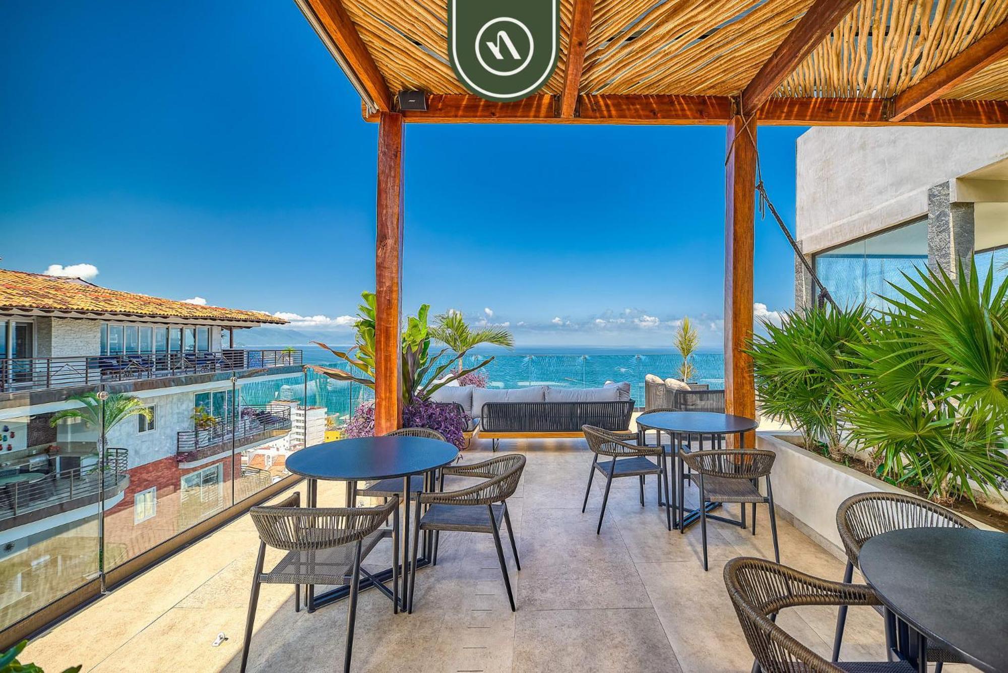 Luxury 1 Bedroom In Romantic Zone - Infinity Pool Puerto Vallarta