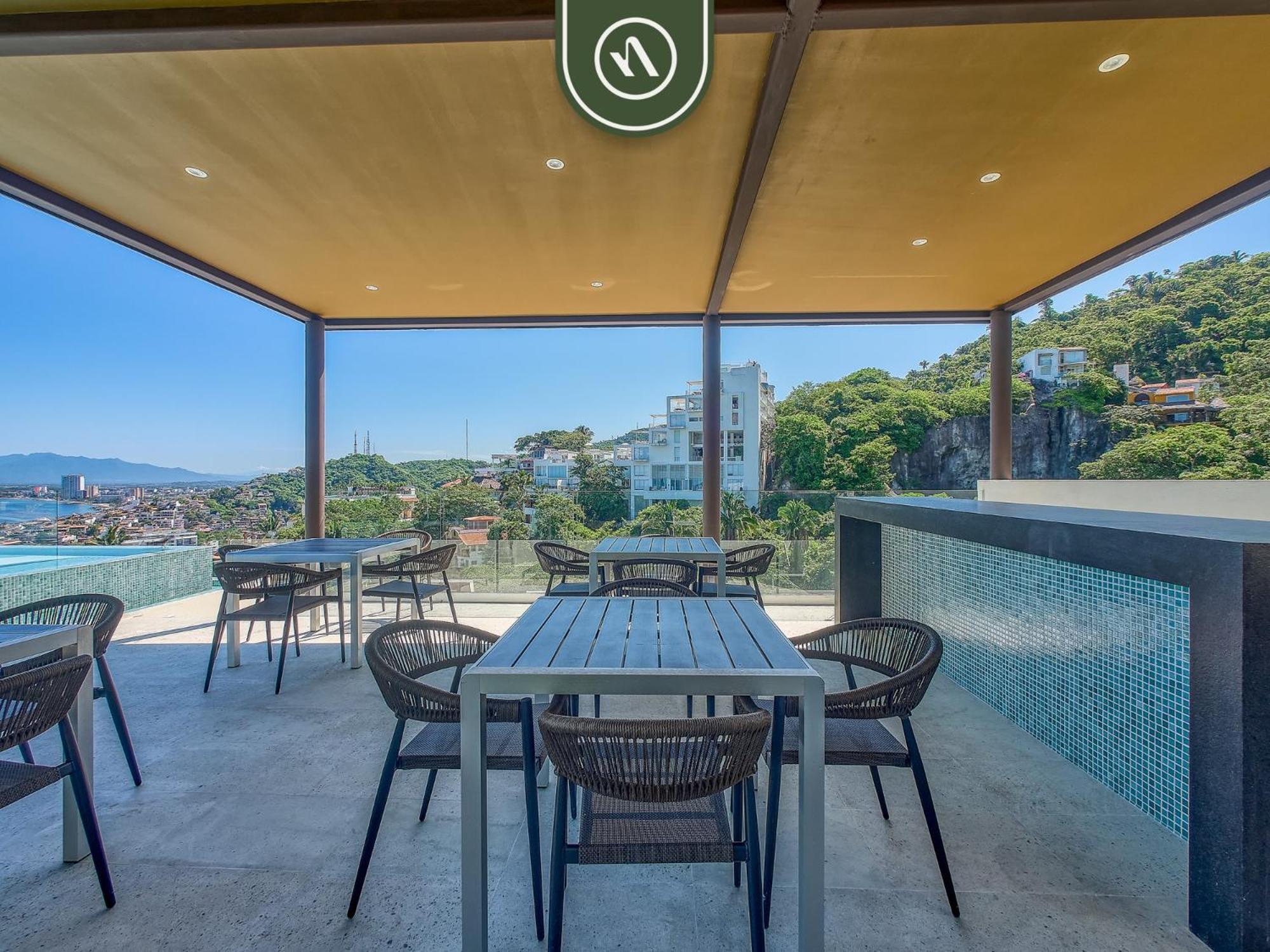 Apartment Mountain Retreat - 2 Bedroom - Oceanview Pool