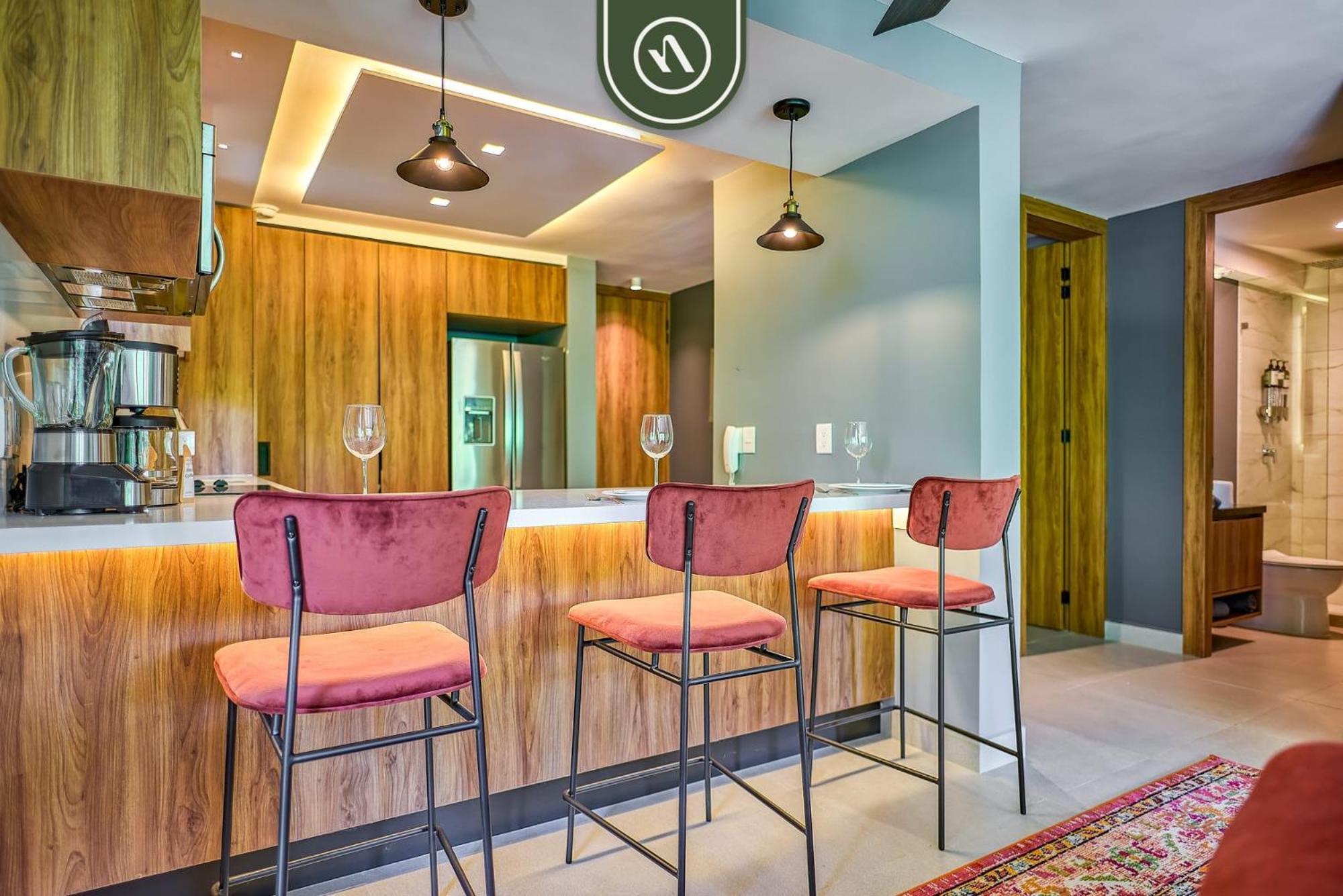 Mountain Retreat - 2 Bedroom - Oceanview Pool Apartment Puerto Vallarta