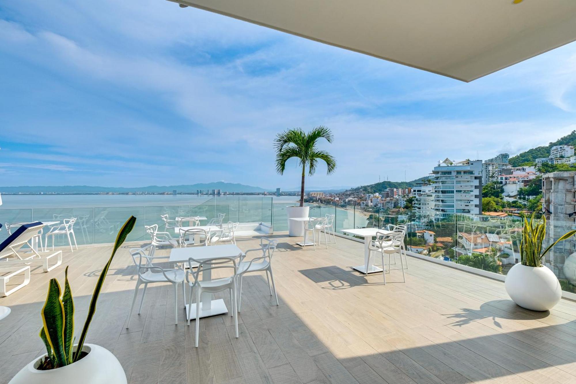 Apartment Condo, On-site Access Puerto Vallarta
