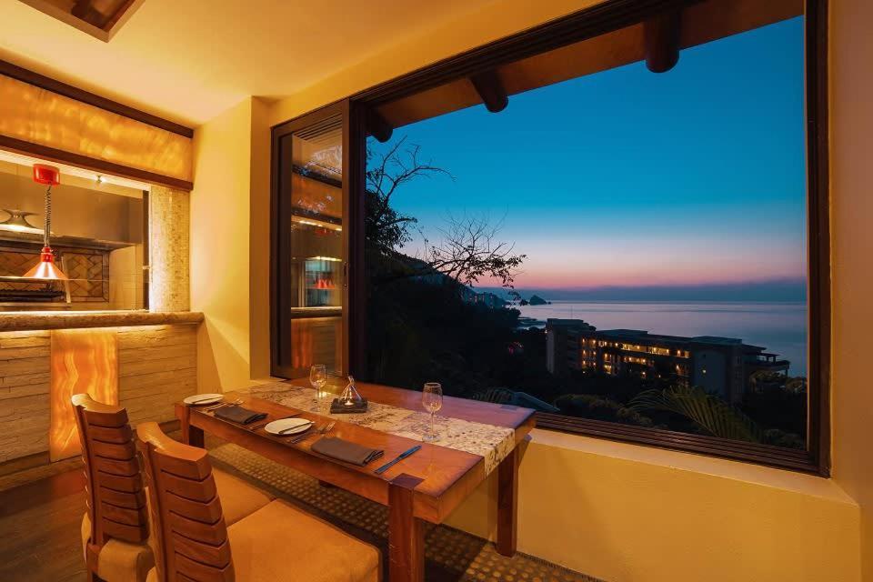 2bd Oceanview Garza Blanca