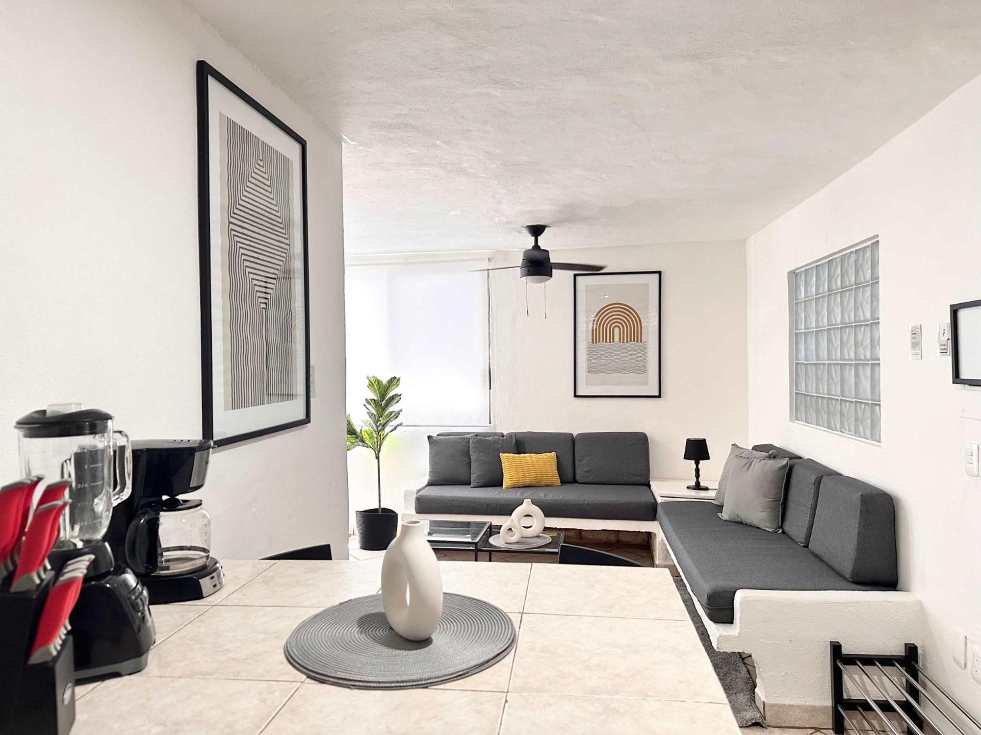 Apartment Lovely 1br Nearby The *