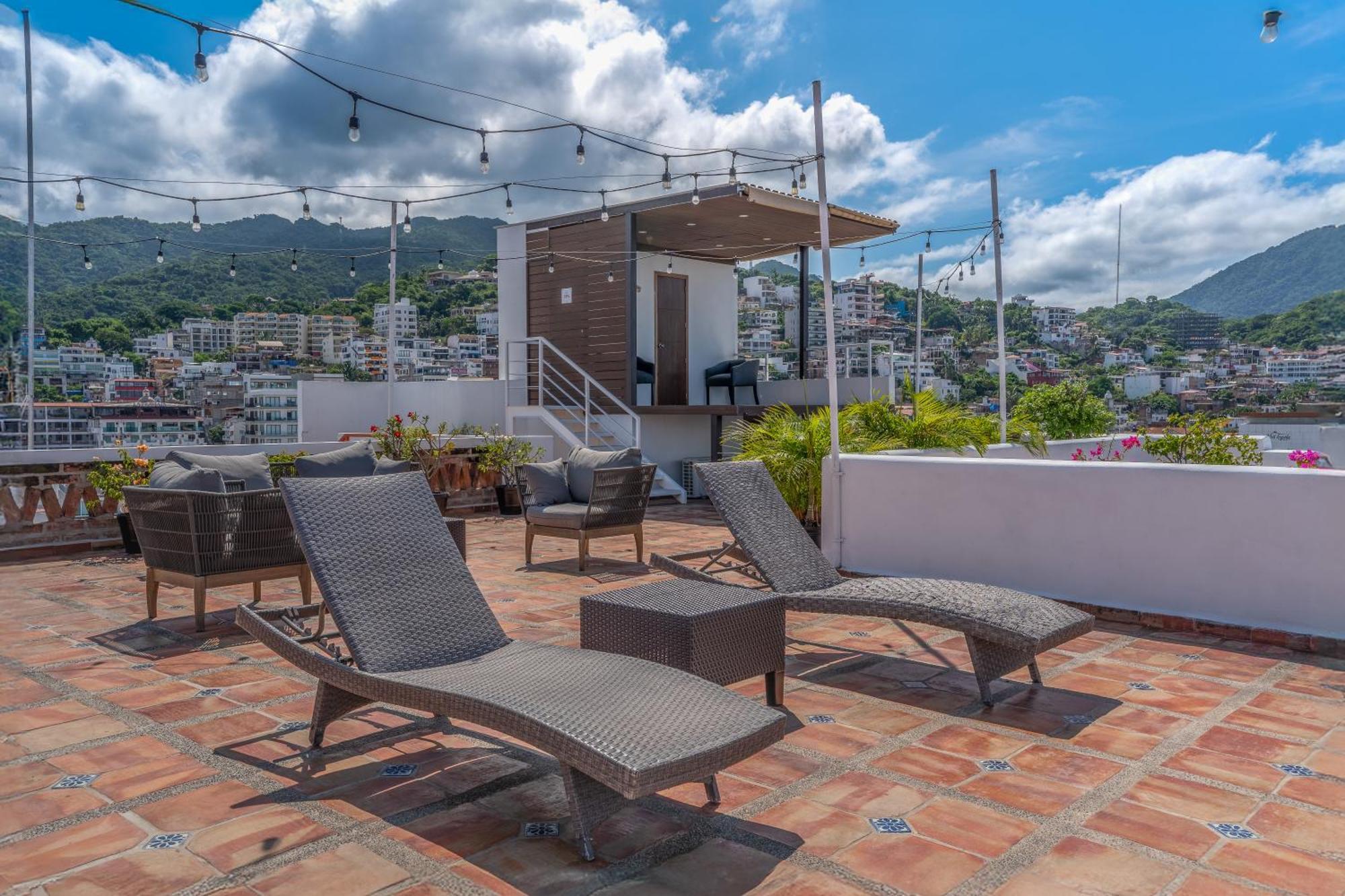 The Paramar Beachfront Boutique With Breakfast Included - Downtown Malecon 4* Puerto Vallarta