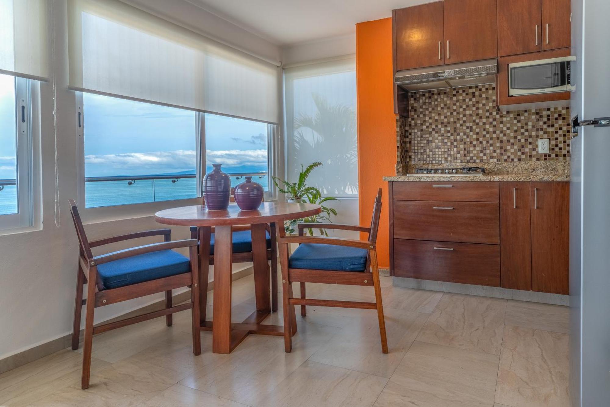 Hotel The Paramar Beachfront Boutique With Breakfast Included - Downtown Malecon Puerto Vallarta