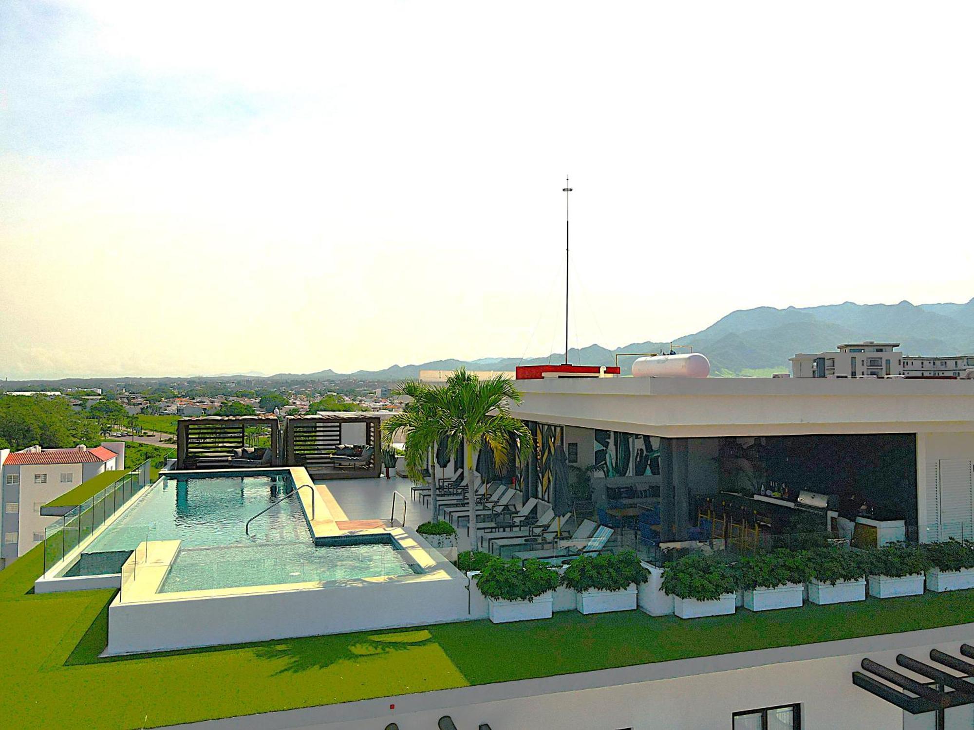 Great Location Great Amenities Sleeps 6, Roma #302 Apartment