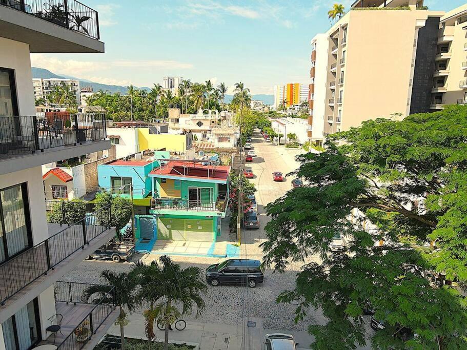 Great Location Great Amenities Sleeps 6, Roma #302 Apartment Puerto Vallarta