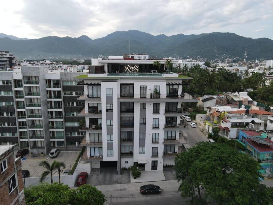 Great Location Great Amenities Sleeps 6, Roma #302 Puerto Vallarta