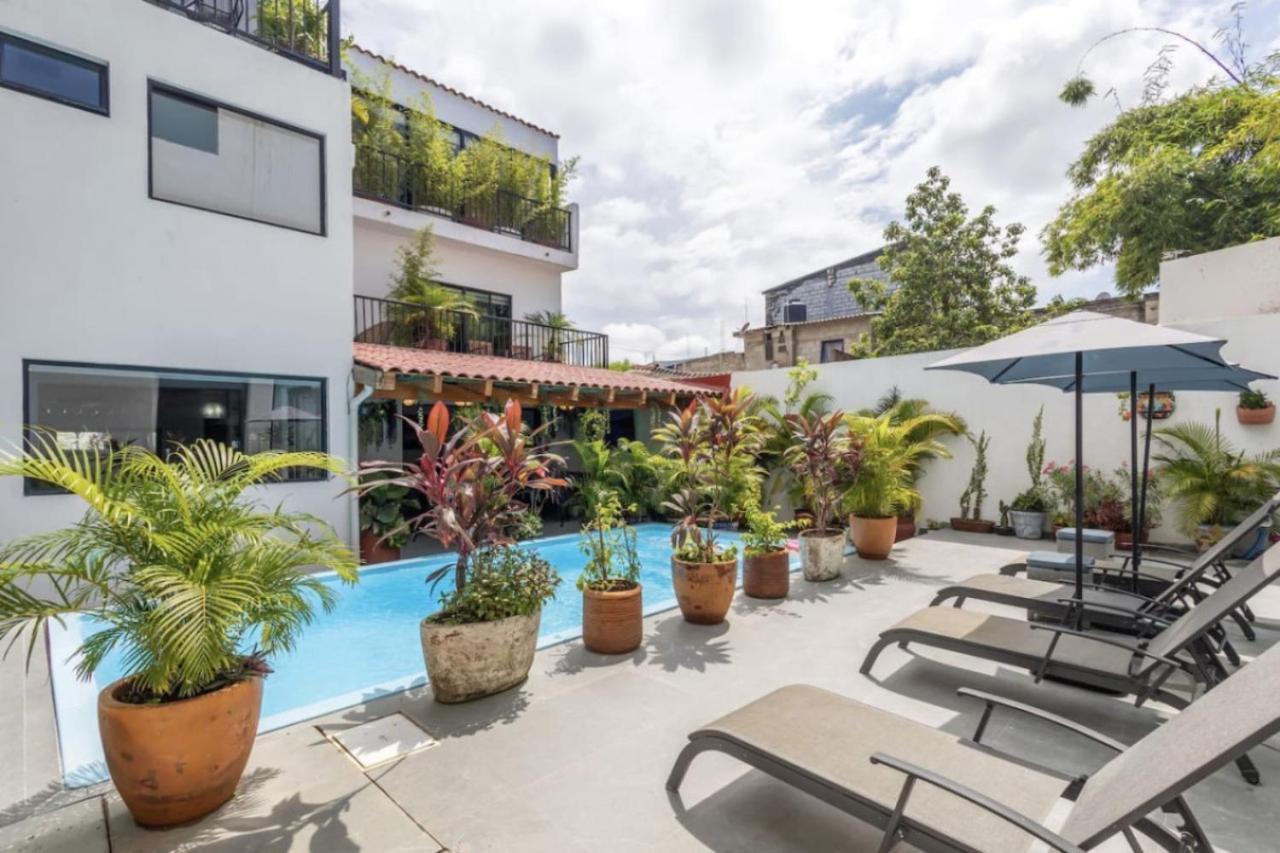 Entire In Villa *