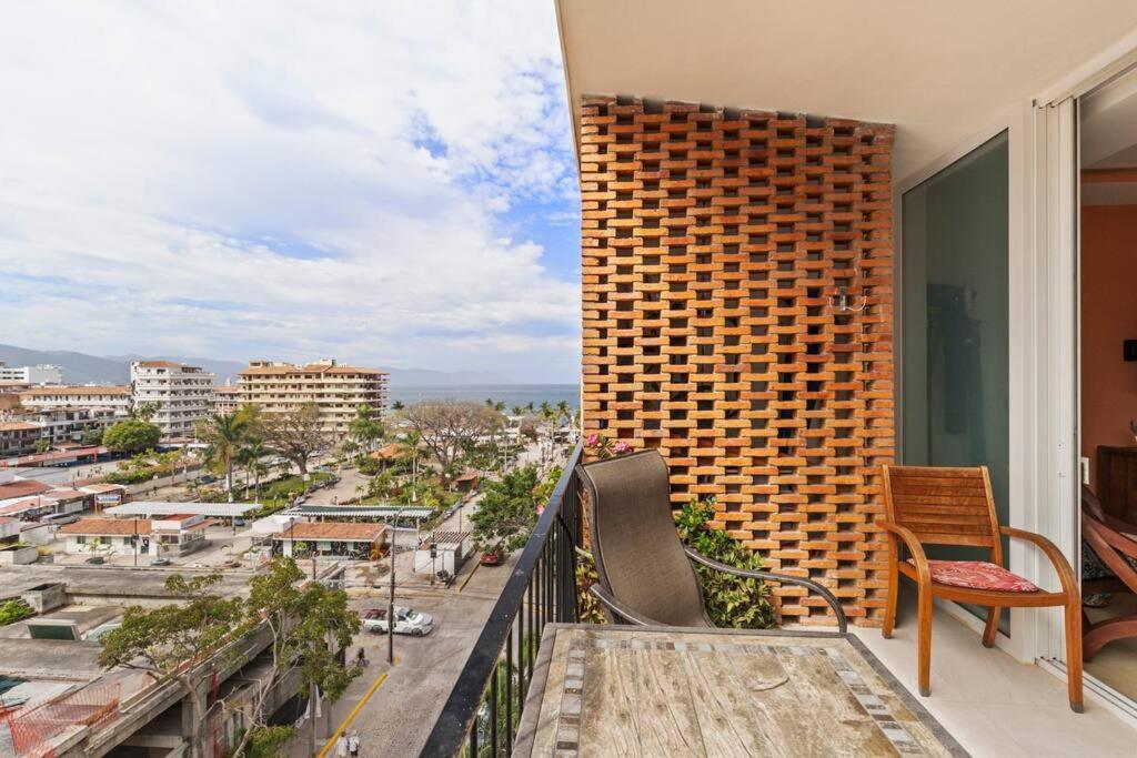 Apartment Luxury Rz 1 Block From Beach! Puerto Vallarta