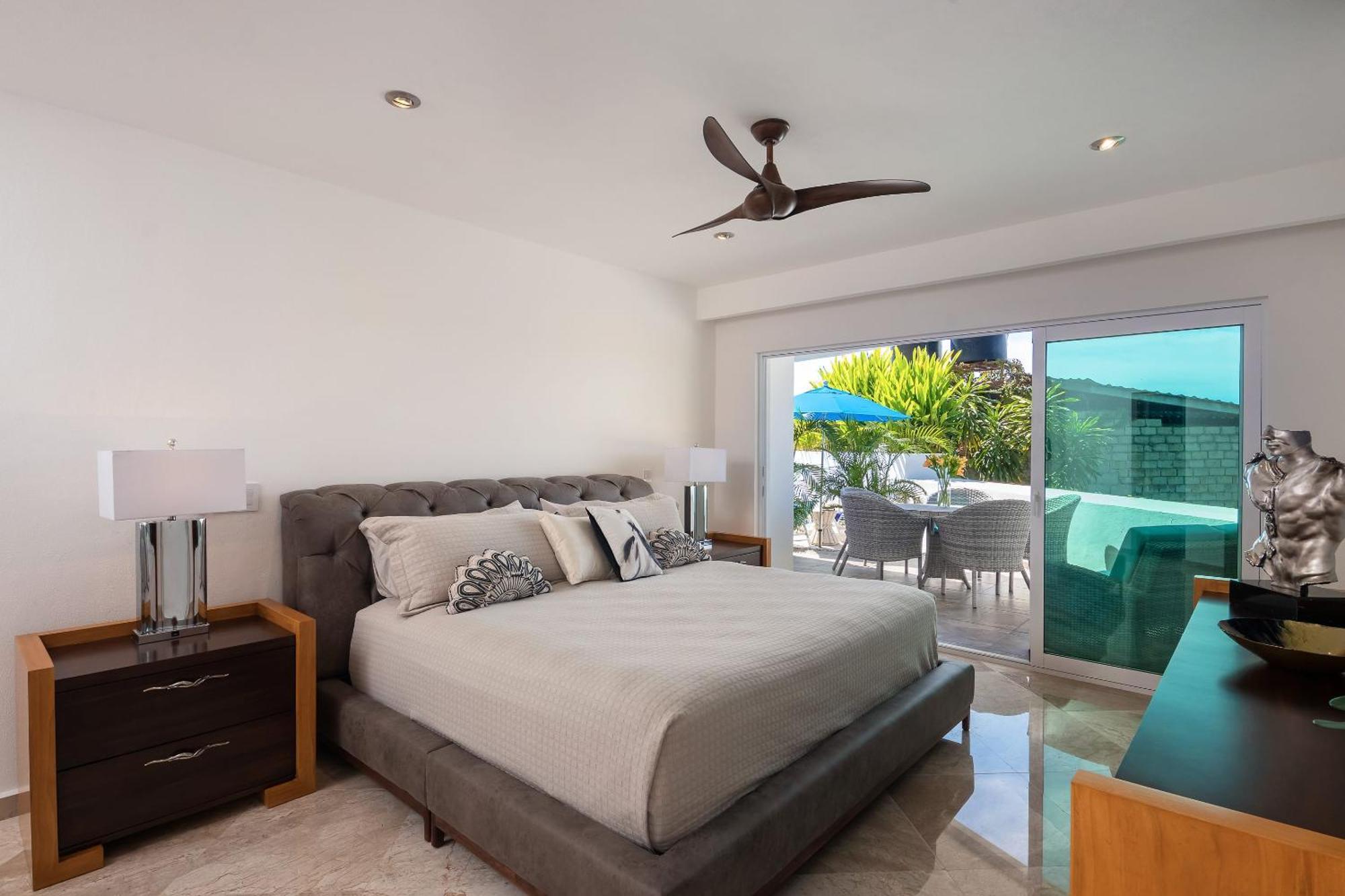 Stylish Poolside With Sea Views Apple Tv Puerto Vallarta