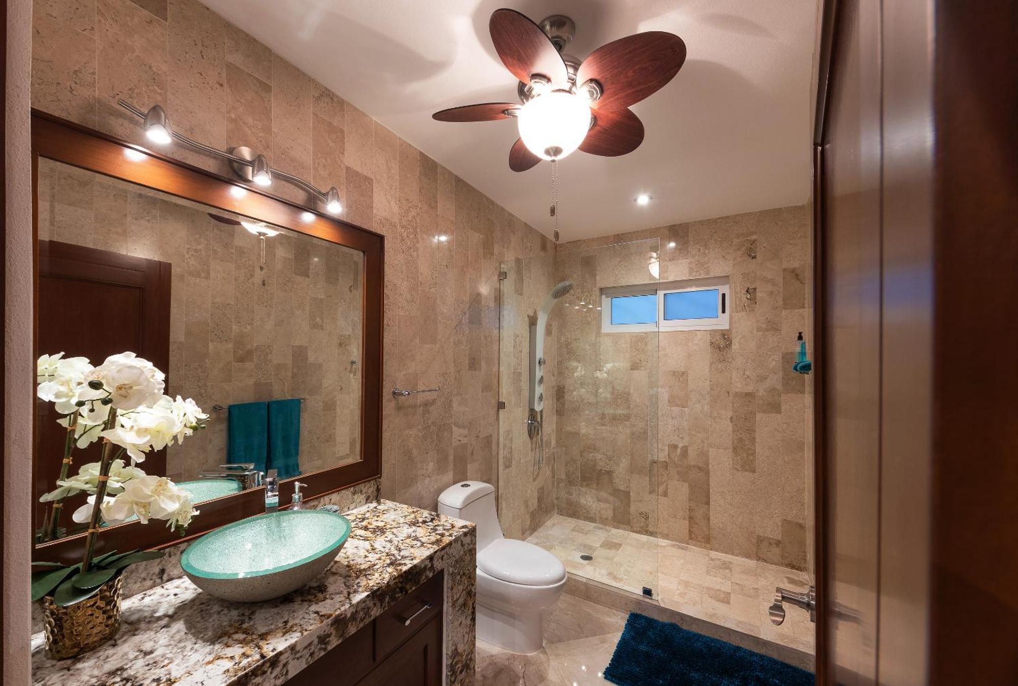 Stylish Poolside With Sea Views Apple Tv Apartment Puerto Vallarta