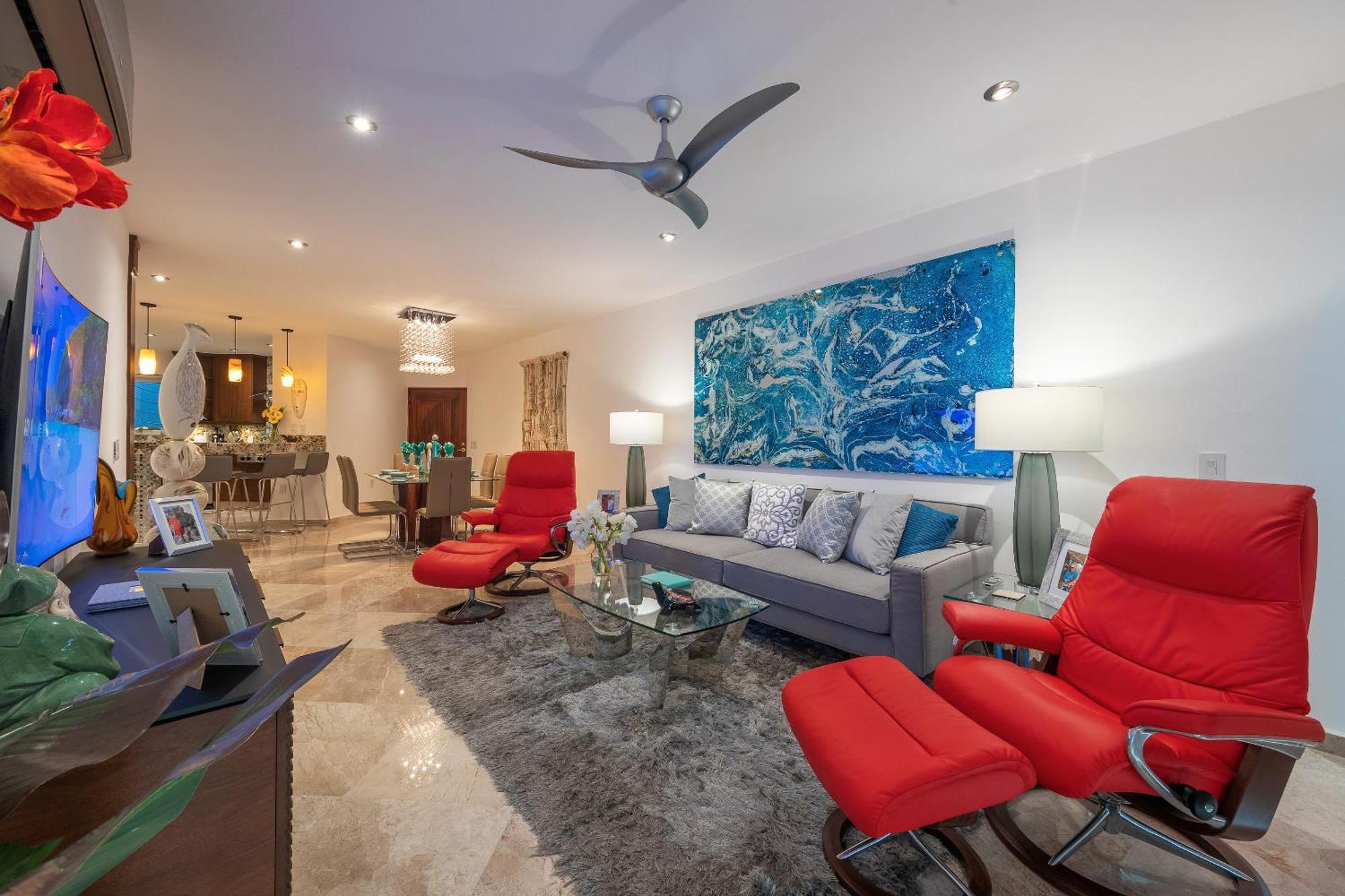 Apartment Stylish Poolside With Sea Views Apple Tv