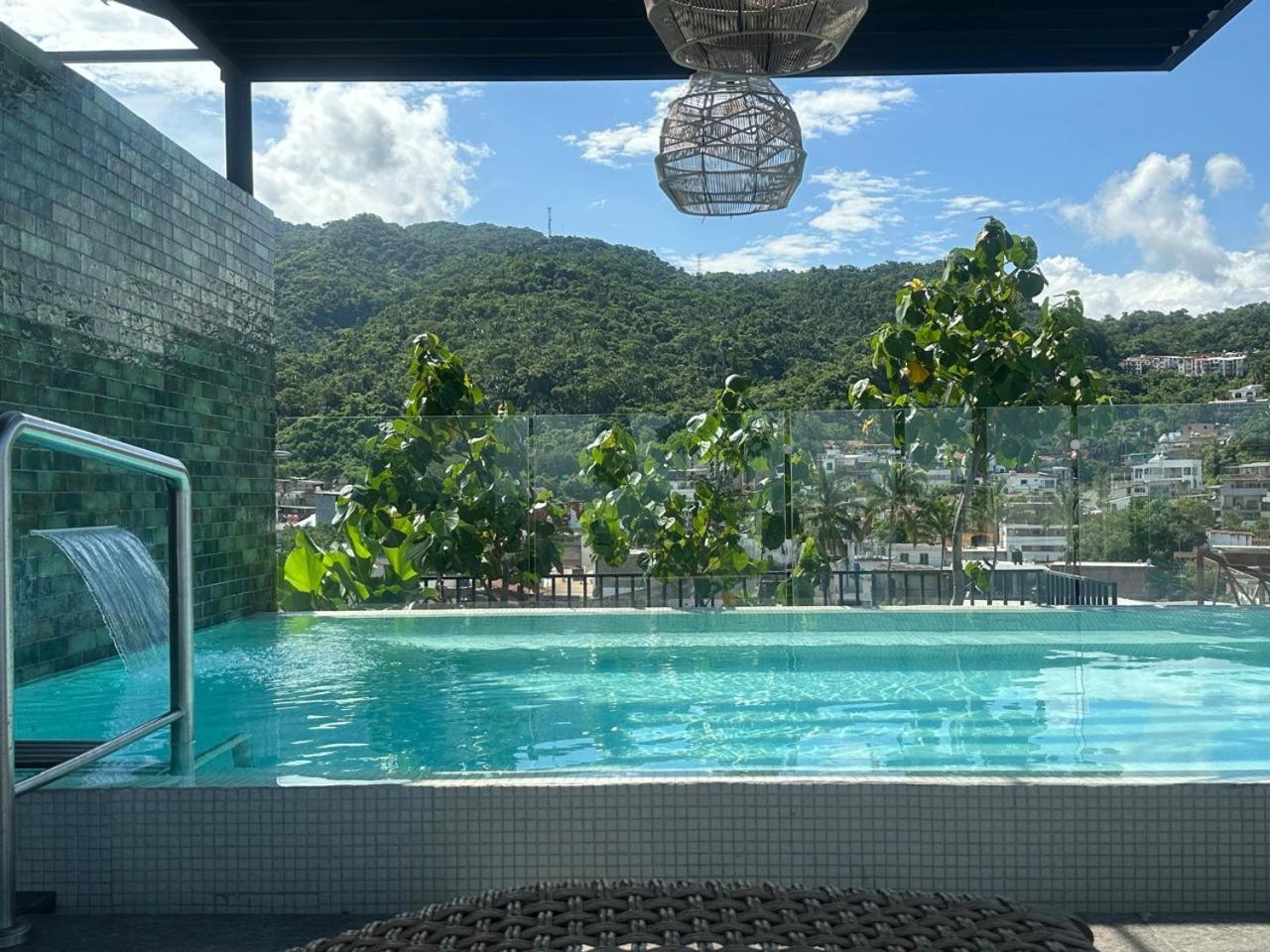 Mako 54 Hotel Puerto Vallarta