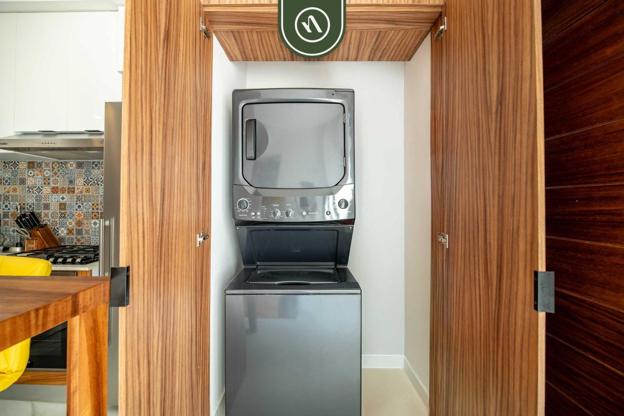 Centric In Pv Downtown - Private Patio - Pool Apartment