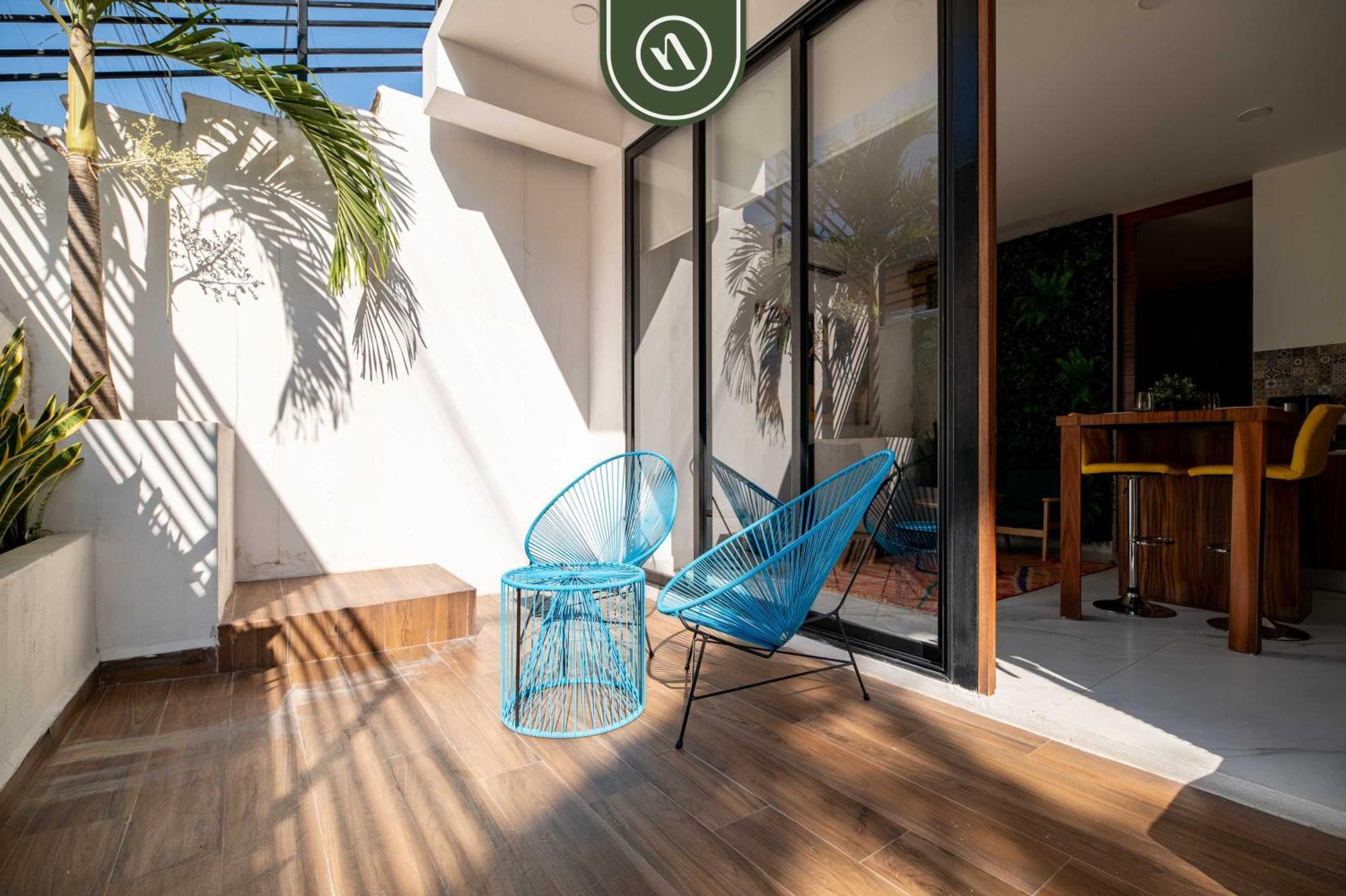 Centric In Pv Downtown - Private Patio - Pool