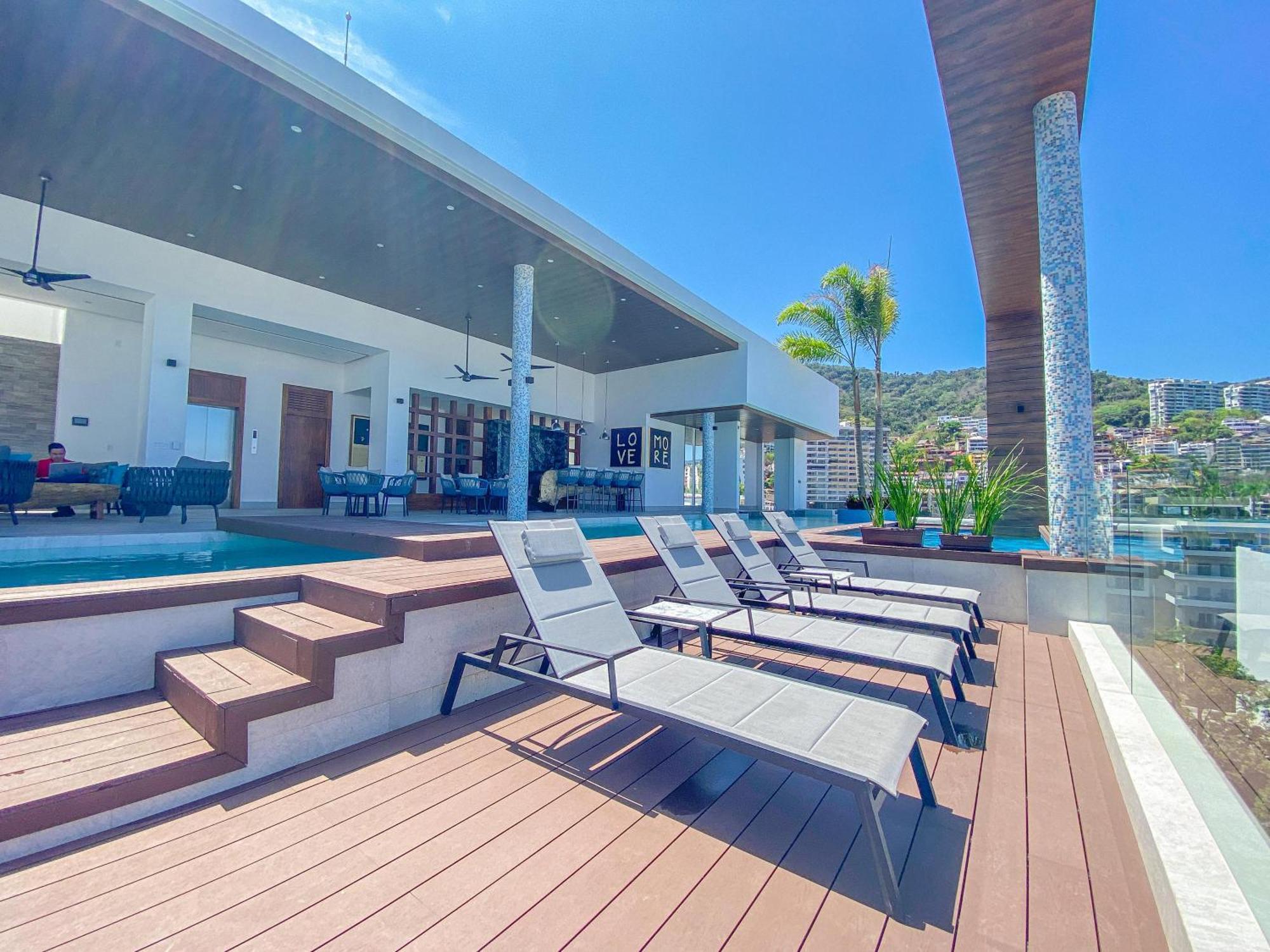 Chic 1br In Romantic Zone With Pool Puerto Vallarta