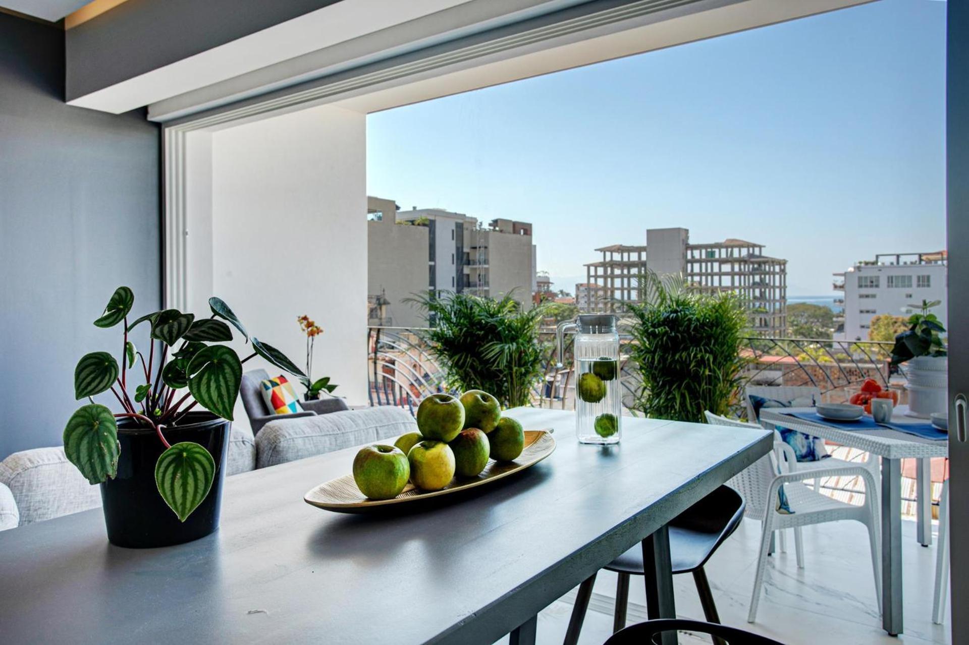 Chic 1br In Romantic Zone With Pool Holiday home *
