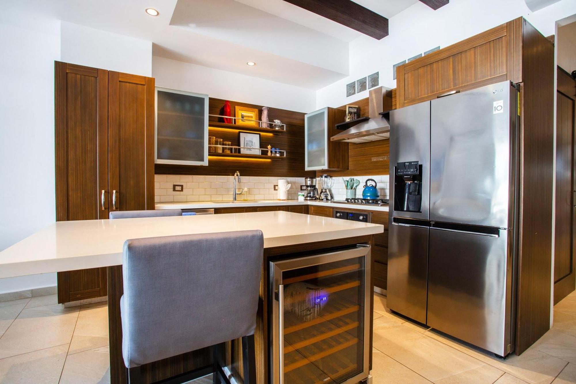Holiday home 2br With Workspace, Mini-bar And Pool *