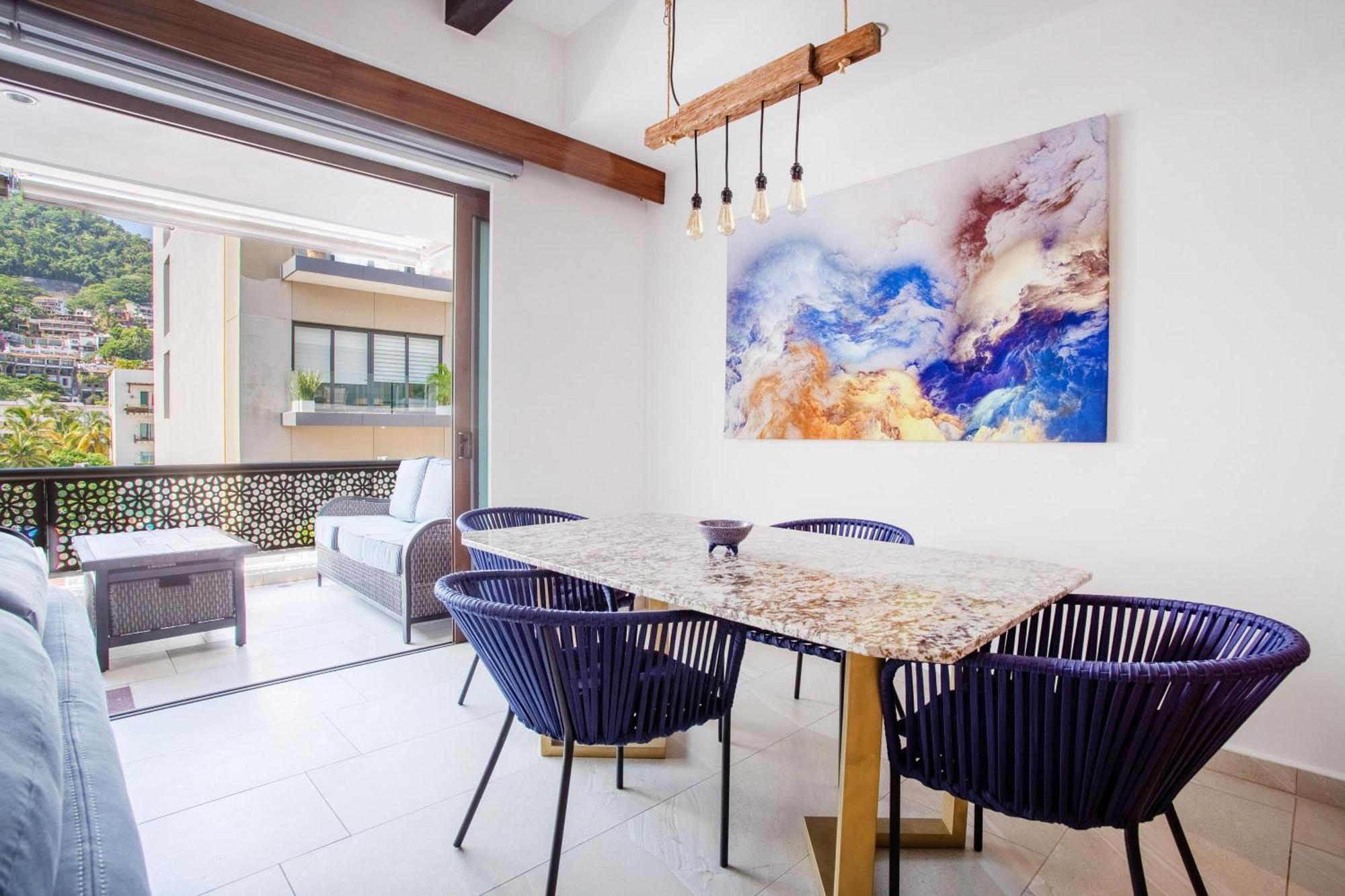 2br With Workspace, Mini-bar And Pool *