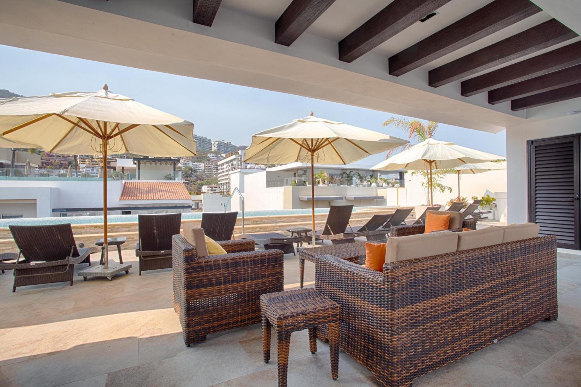 2br With Workspace, Mini-bar And Pool * Puerto Vallarta