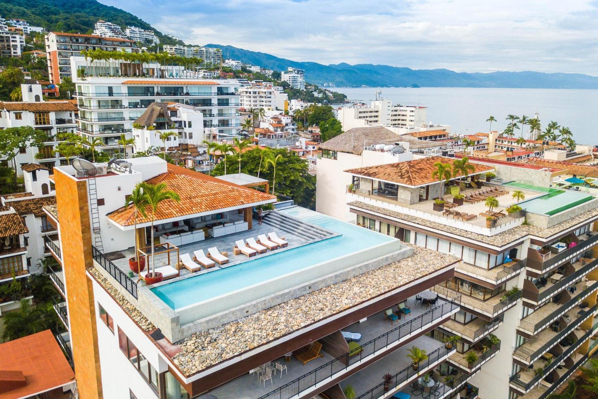 Stylish And Modern At Oceana, Gym, Rooftop Pool, Old Town Holiday home Puerto Vallarta