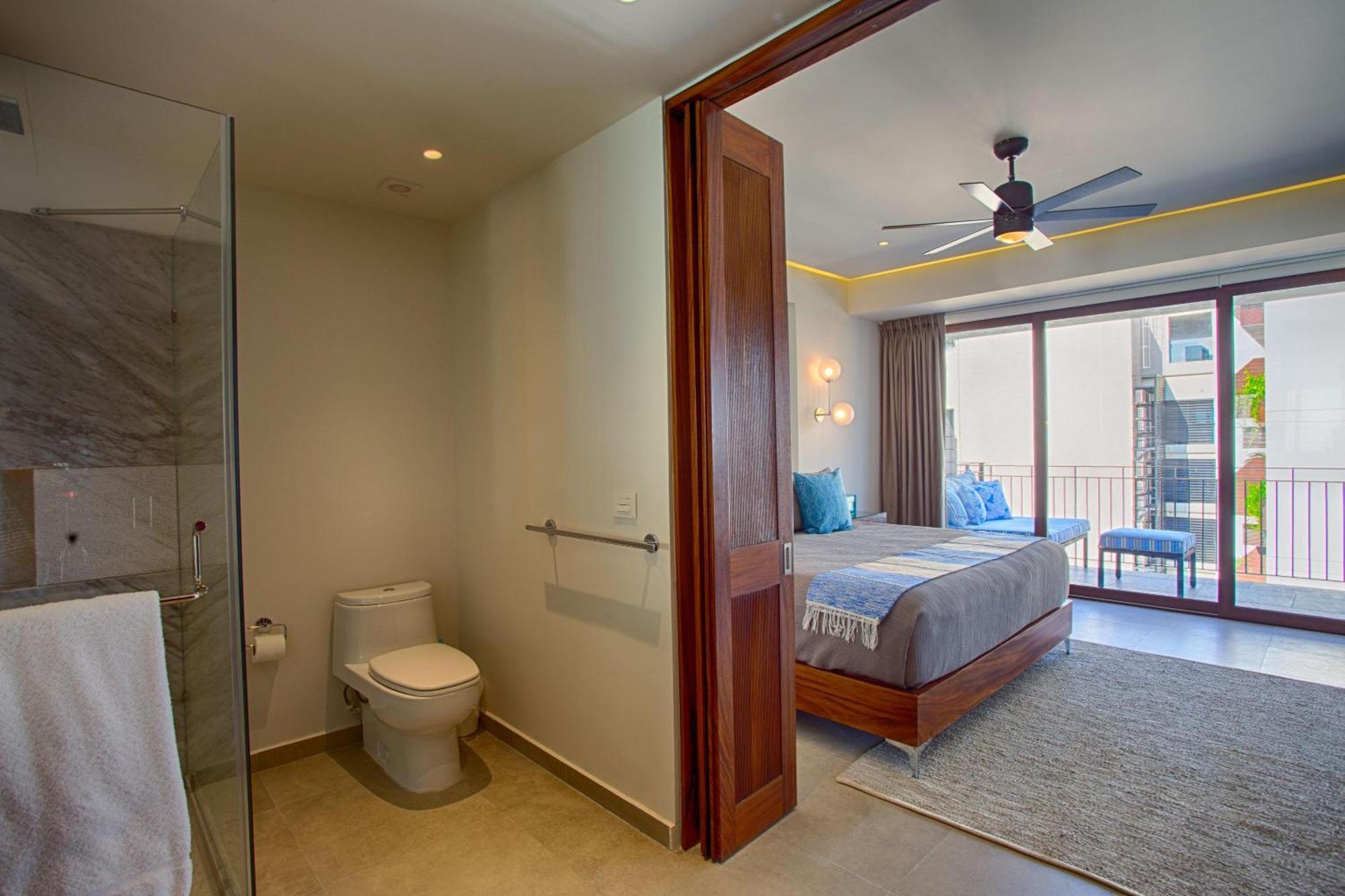 Holiday home Stylish And Modern At Oceana, Gym, Rooftop Pool, Old Town Puerto Vallarta