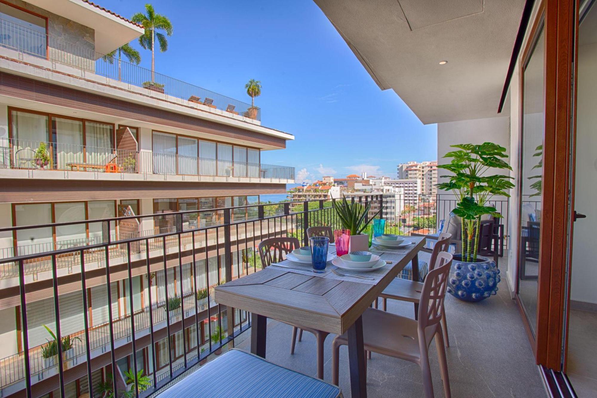 Stylish And Modern At Oceana, Gym, Rooftop Pool, Old Town Holiday home Puerto Vallarta